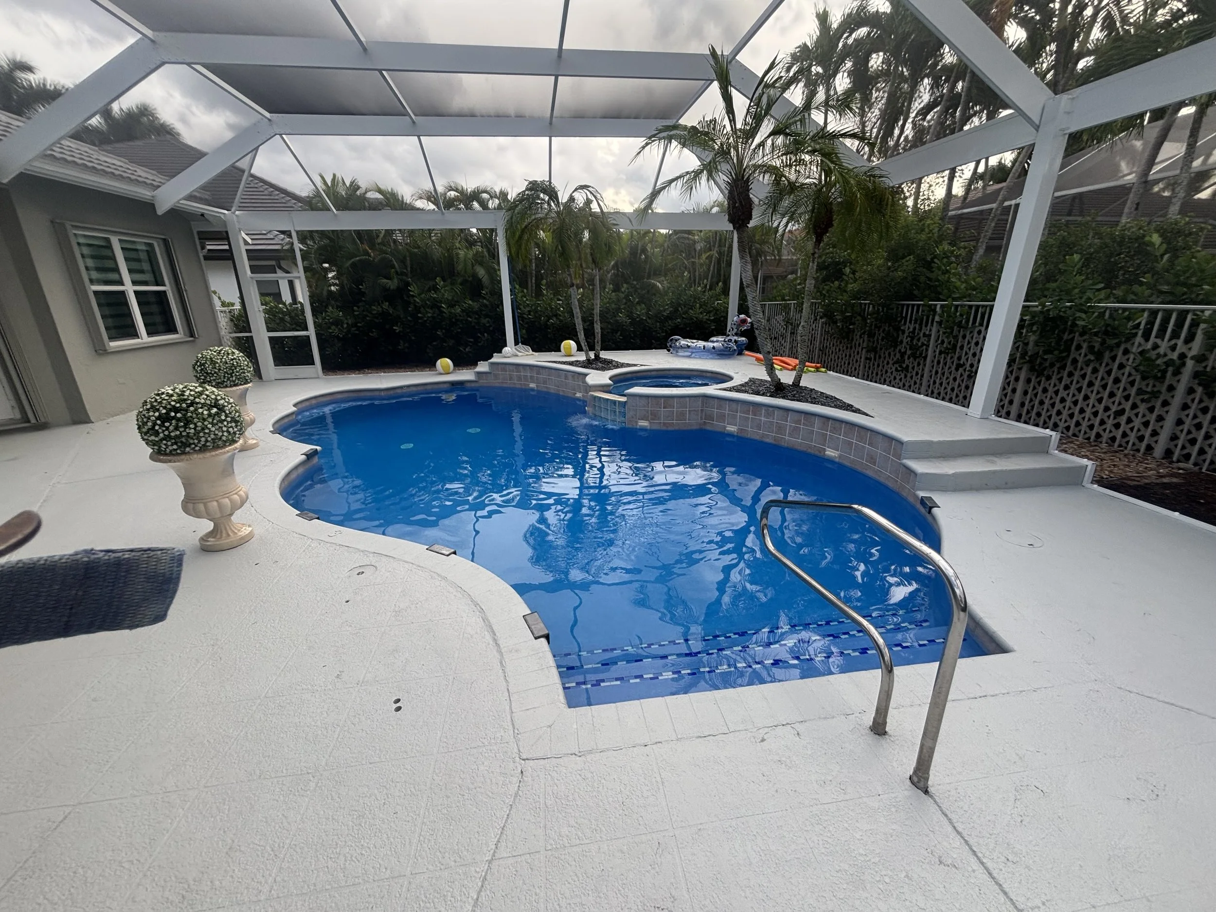 Azure midnight blue pool finish plaster diamond brite floirida stucco 