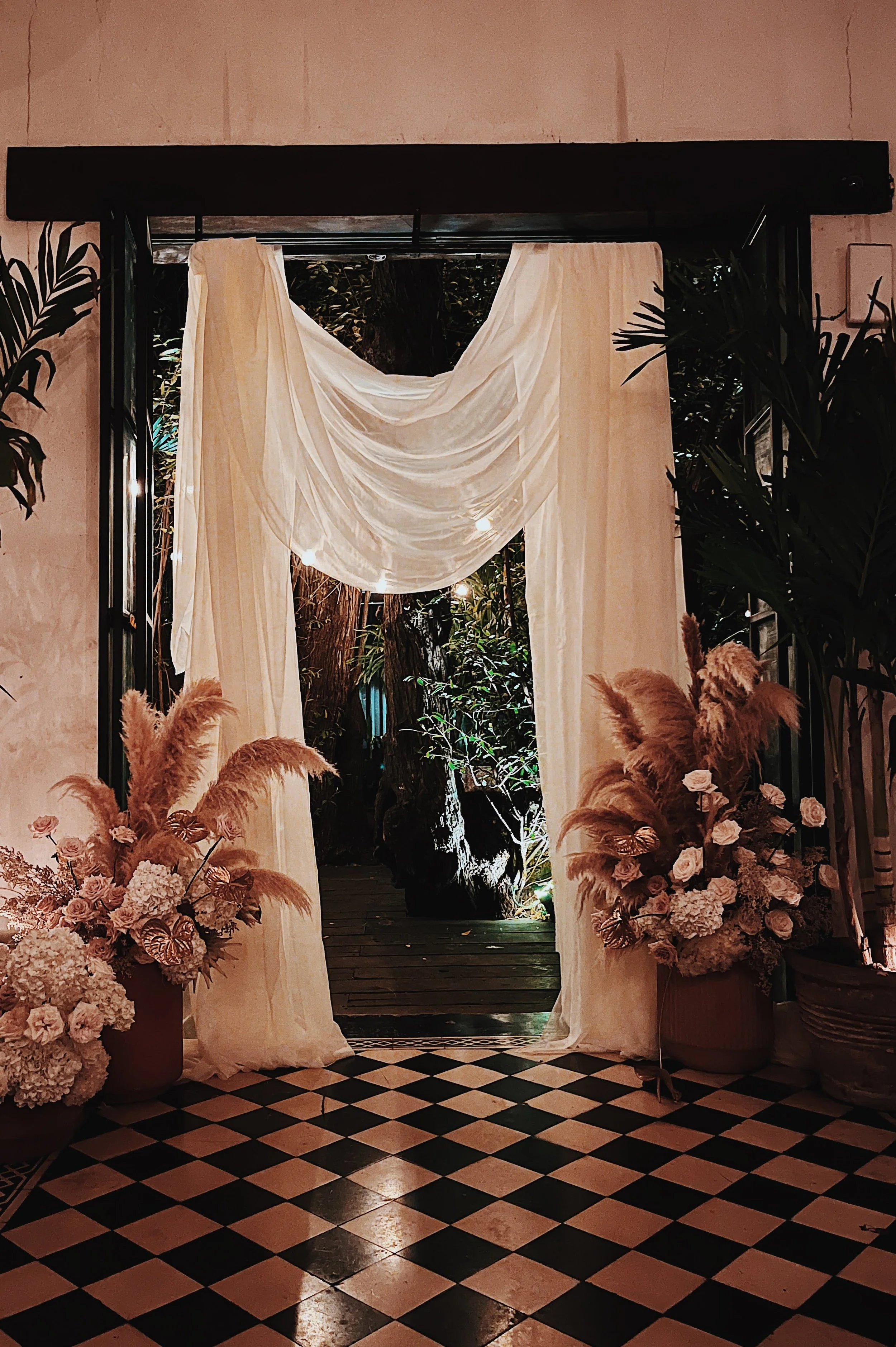 Mario-Olverac-Gitano-Jungle-Room.jpeg