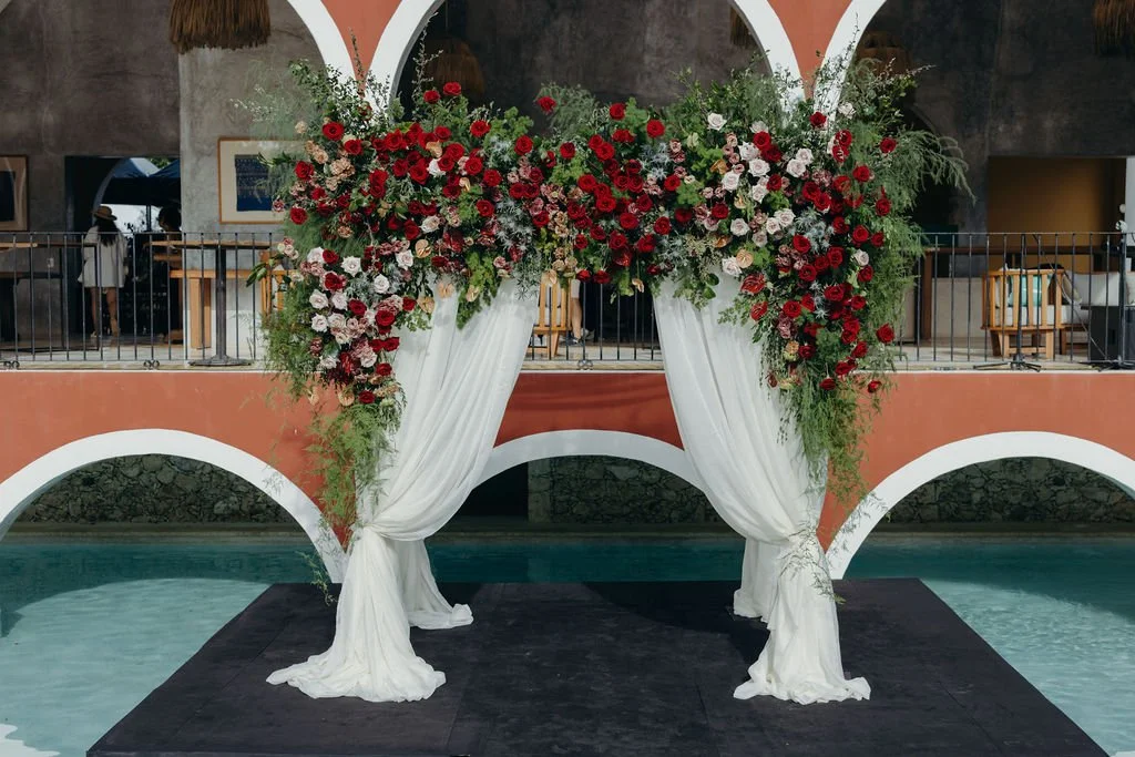 Mario-Olverac-Wedding-Planner-Altar-Design-Modern-Wedding-Design-Hacienda.jpg