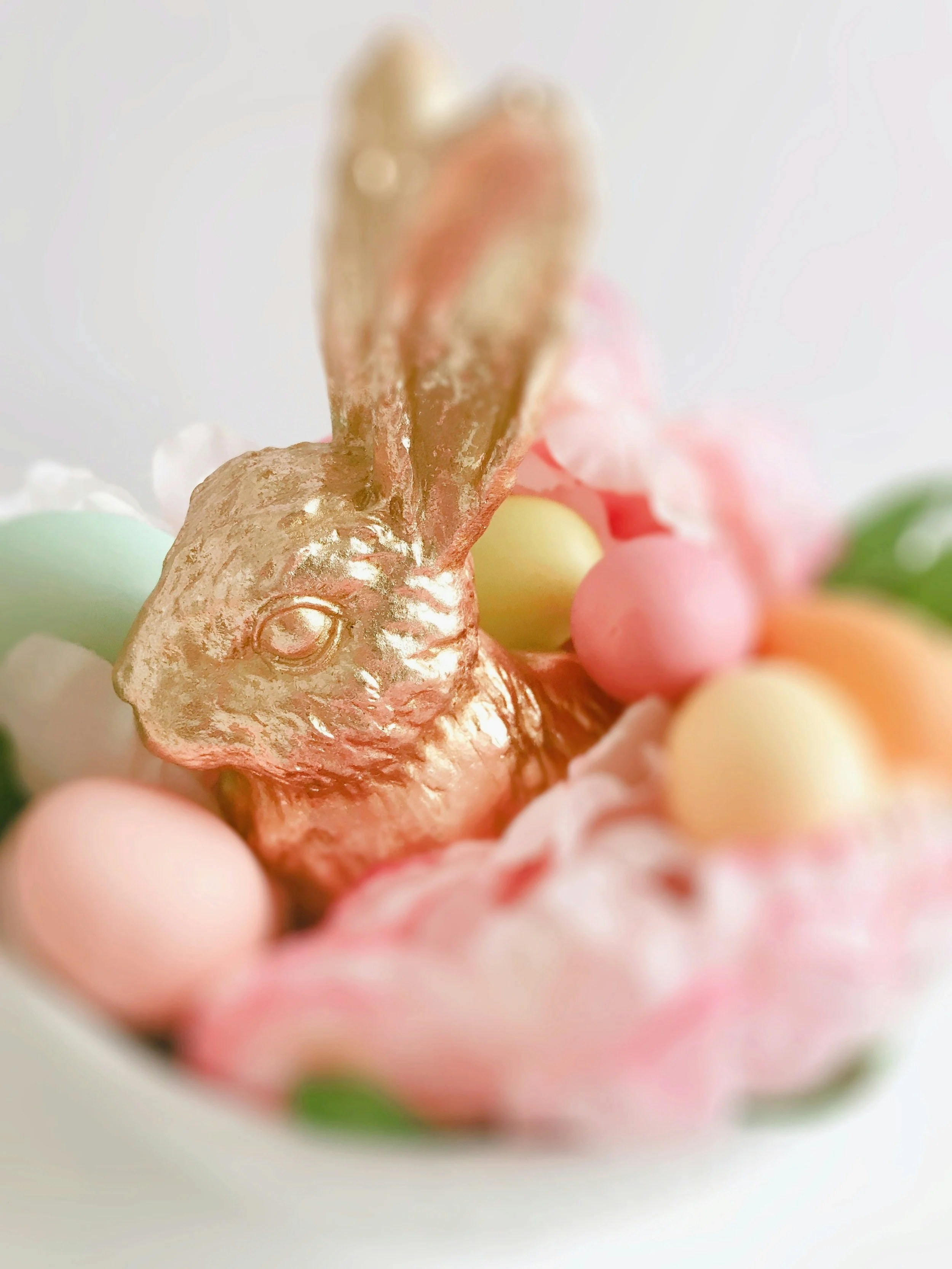 Easter, Chocolate, and Your Smile: A Bruntsfield Guide to Enjoying the Sweet Stuff (Responsibly… ish)