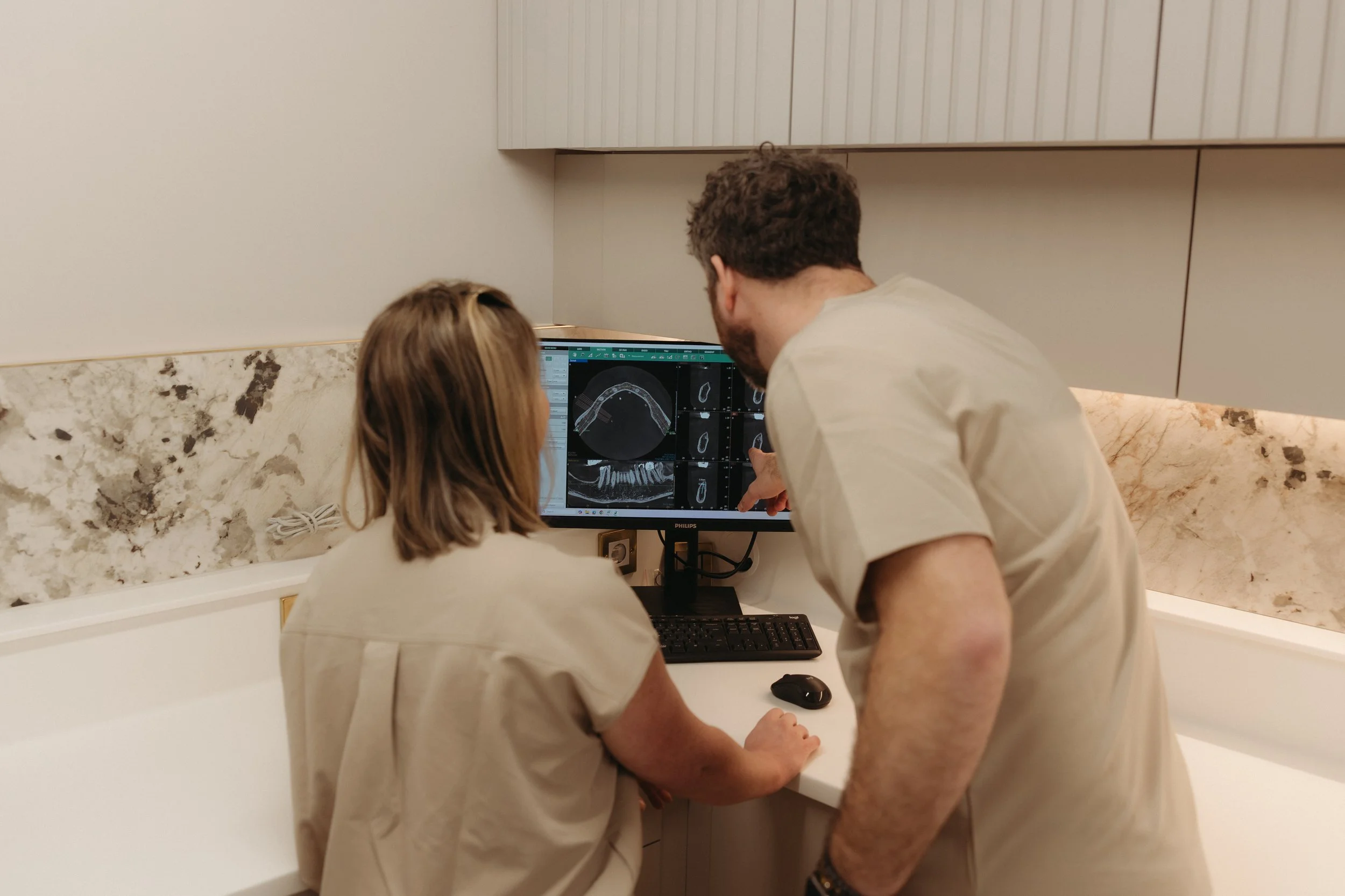 CBCT scanner used for precise dental implant planning at Chapter One Dental in Edinburgh, providing advanced 3D imaging for accurate and safe implant treatment in Bruntsfield. Expert implant dentistry Scotland for single or multiple tooth replacement