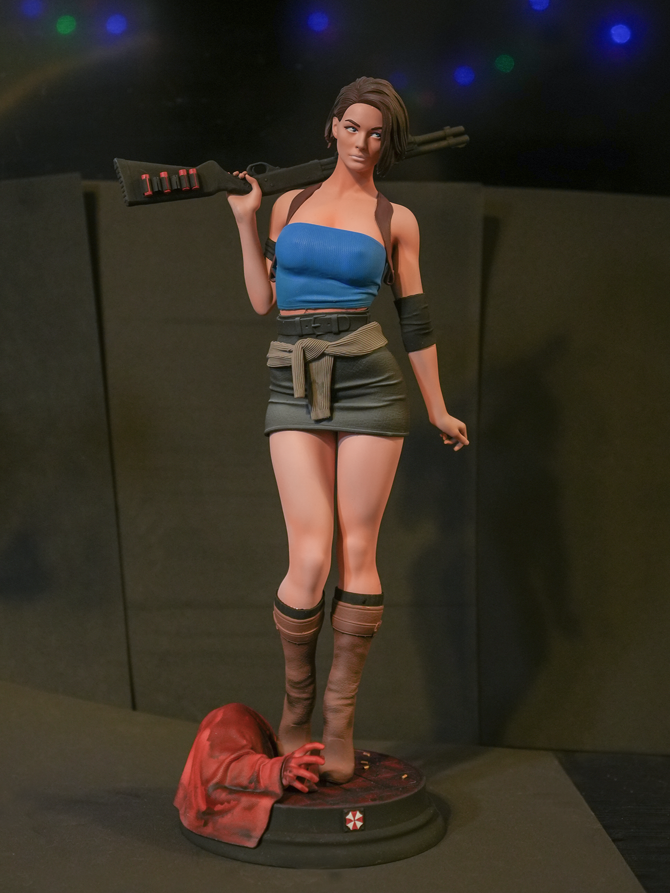 Jill Valentine FANART Statue (Hand Painted)