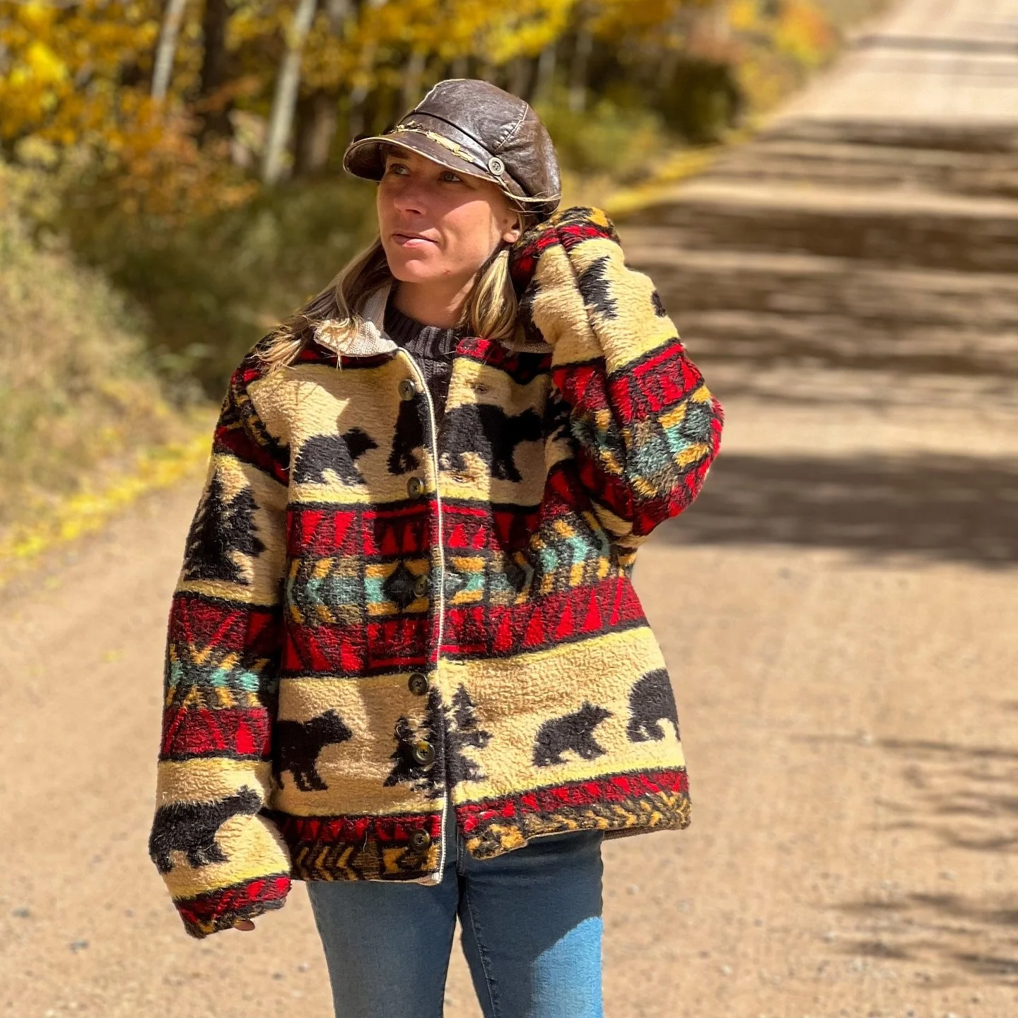 When you make the perfect jacket for fall leaf peeping, camp nights by the fire, or just running errands around town. 🍂🔥

Meet the Timberline Trail Blanket Jacket 👋 one-of-a-kind from a vintage upcycled fleece blanket, reimagined into a piece that