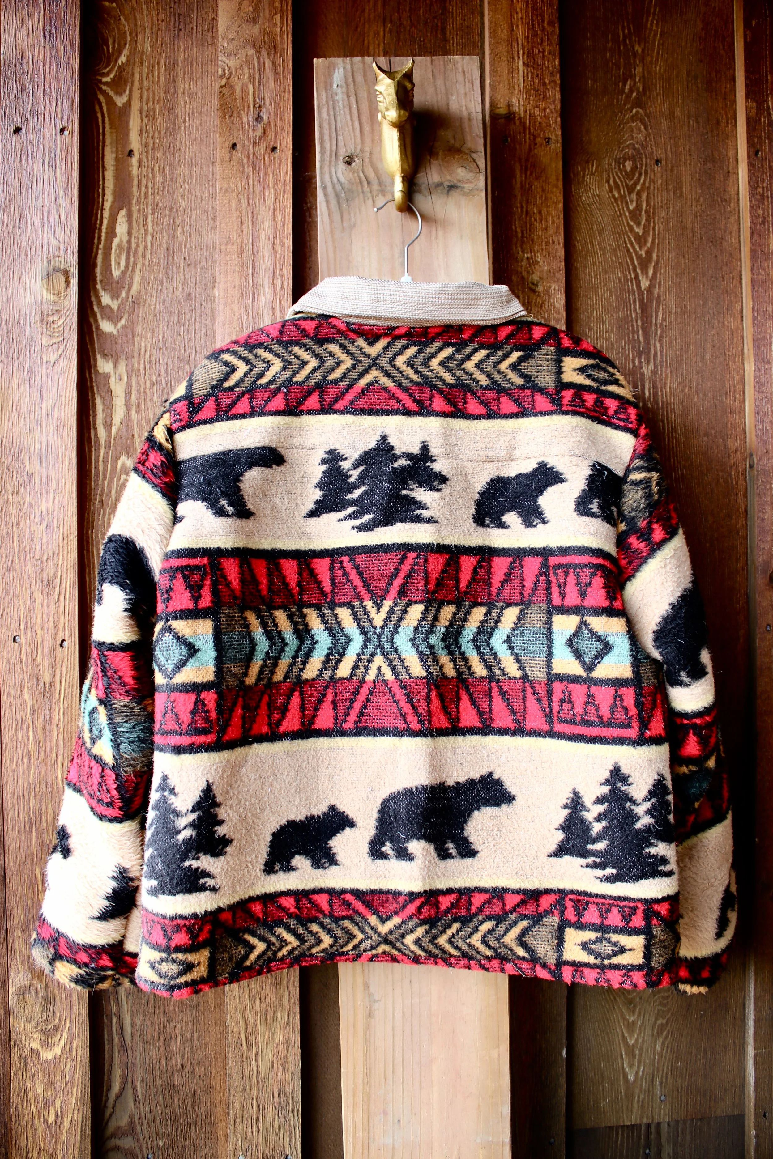 Upcycled_by_Feral_Friends_Fall2025_Timberline_Trail_Upcycled_Bear_and_Tree_Vintage_Blanket_Jacket00006.jpg