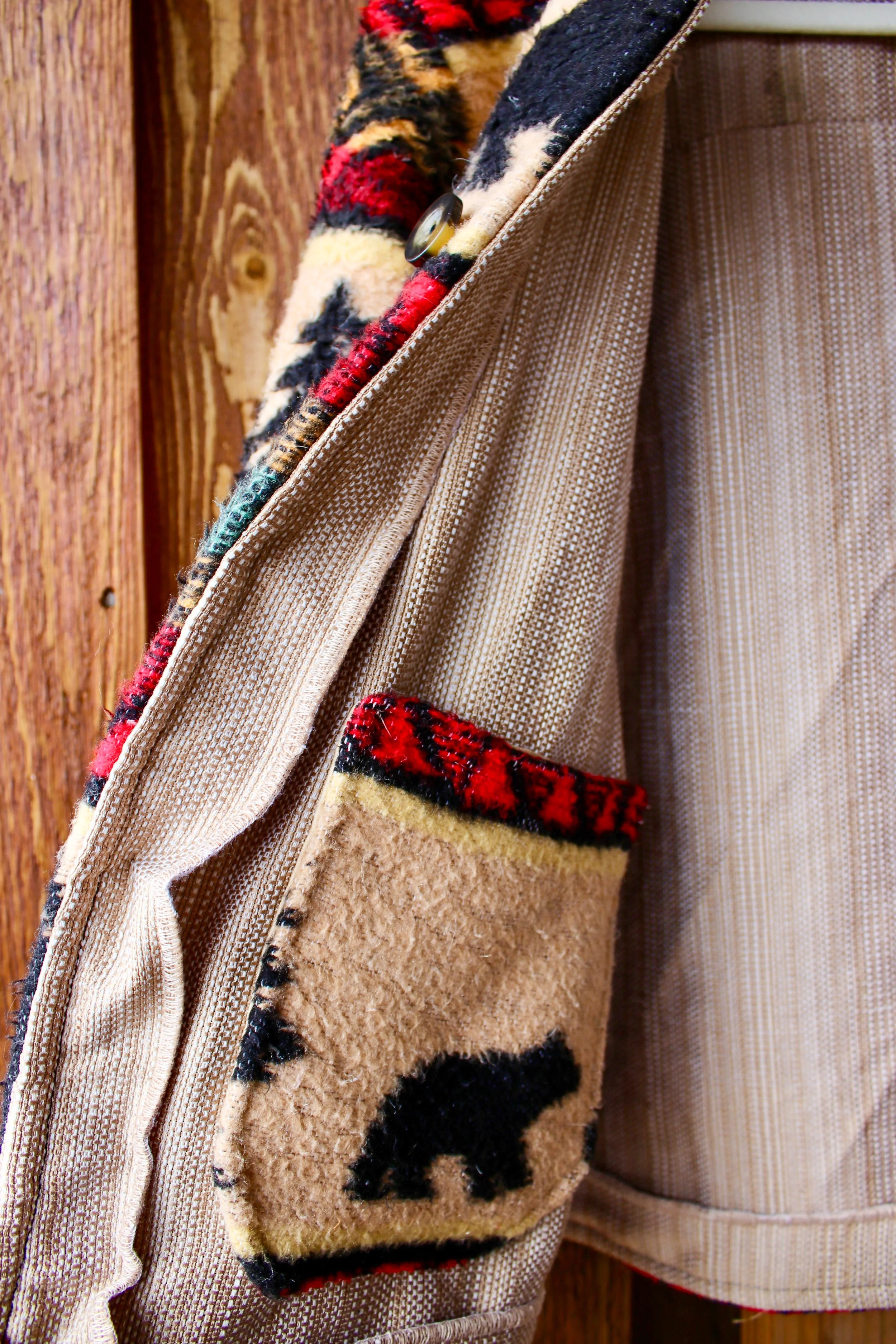 Upcycled_by_Feral_Friends_Fall2025_Timberline_Trail_Upcycled_Bear_and_Tree_Vintage_Blanket_Jacket00012.jpg