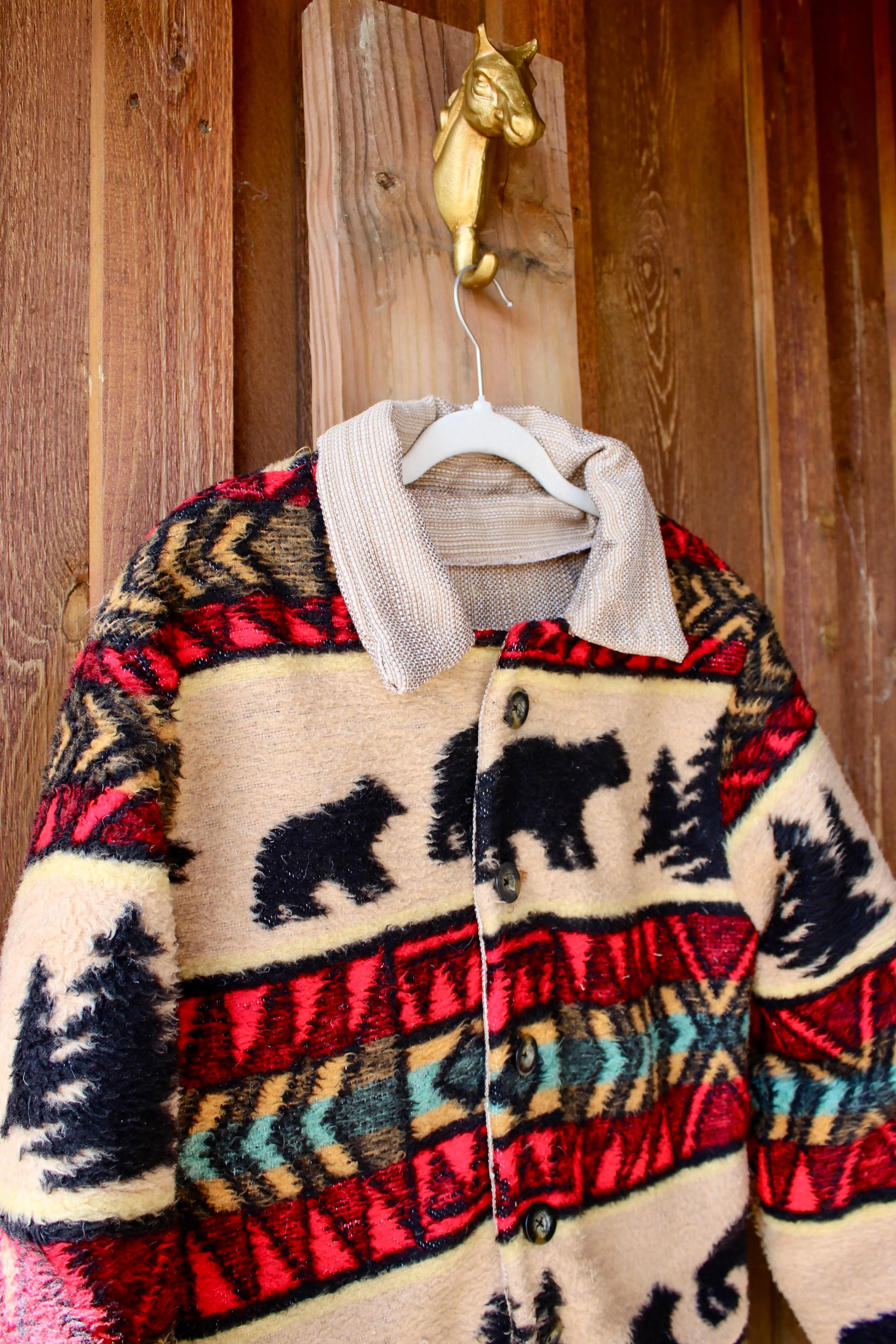 Upcycled_by_Feral_Friends_Fall2025_Timberline_Trail_Upcycled_Bear_and_Tree_Vintage_Blanket_Jacket00003.jpg