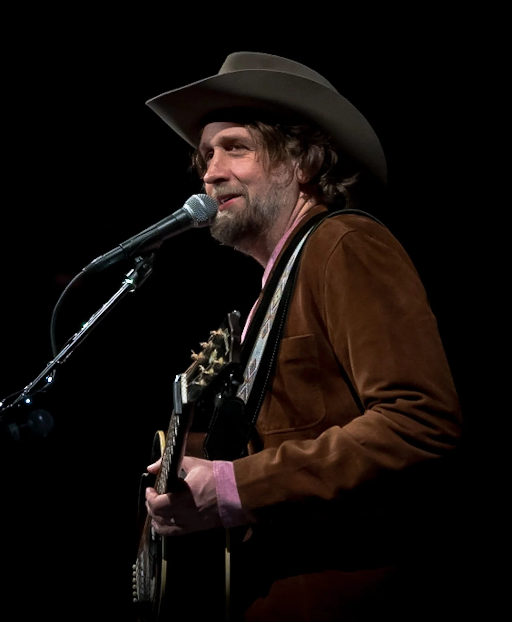 Hayes Carll announces Debut CBS Saturday Performance!