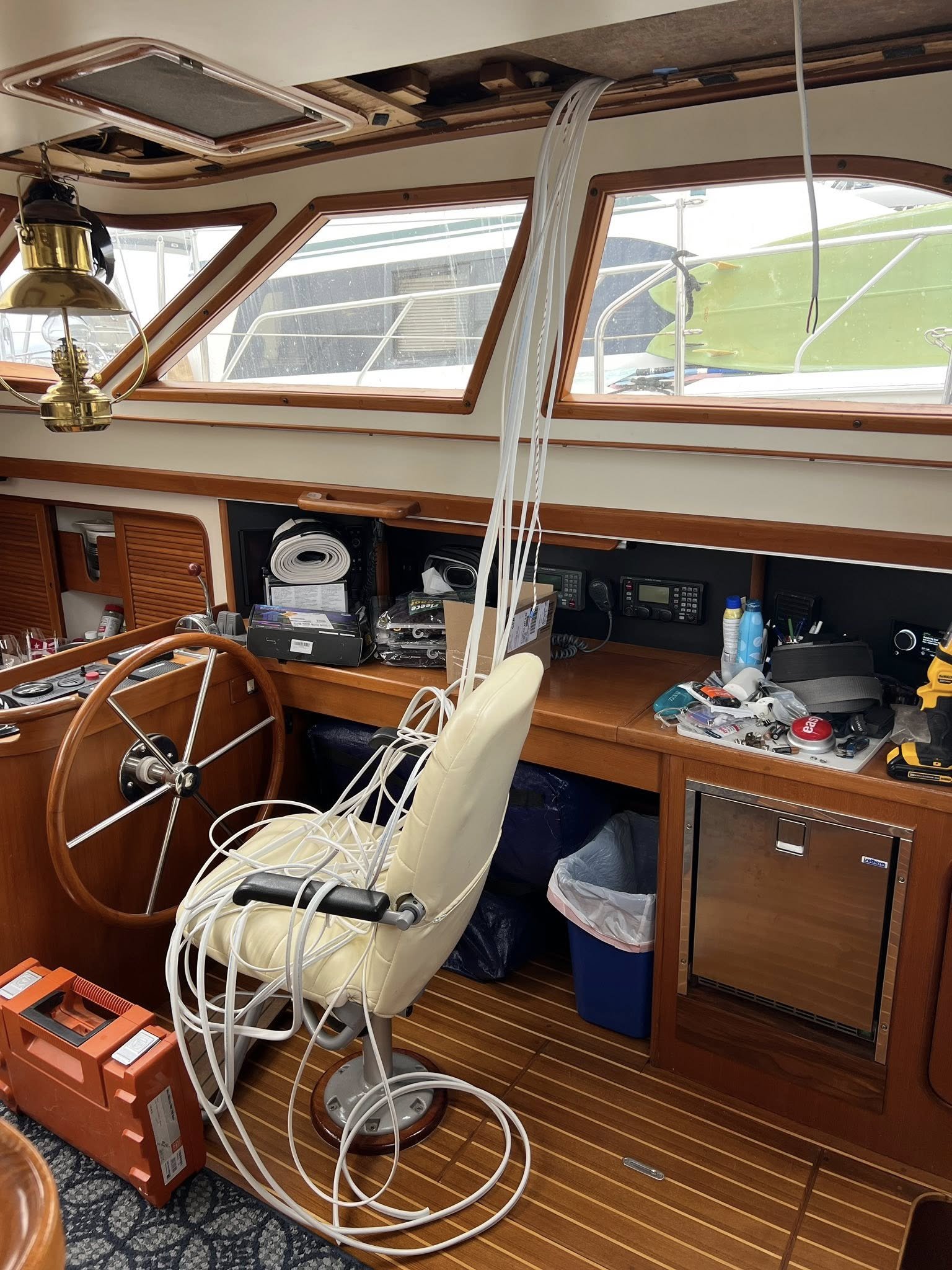 24c-HT Side Panel Inside Wiring.jpg