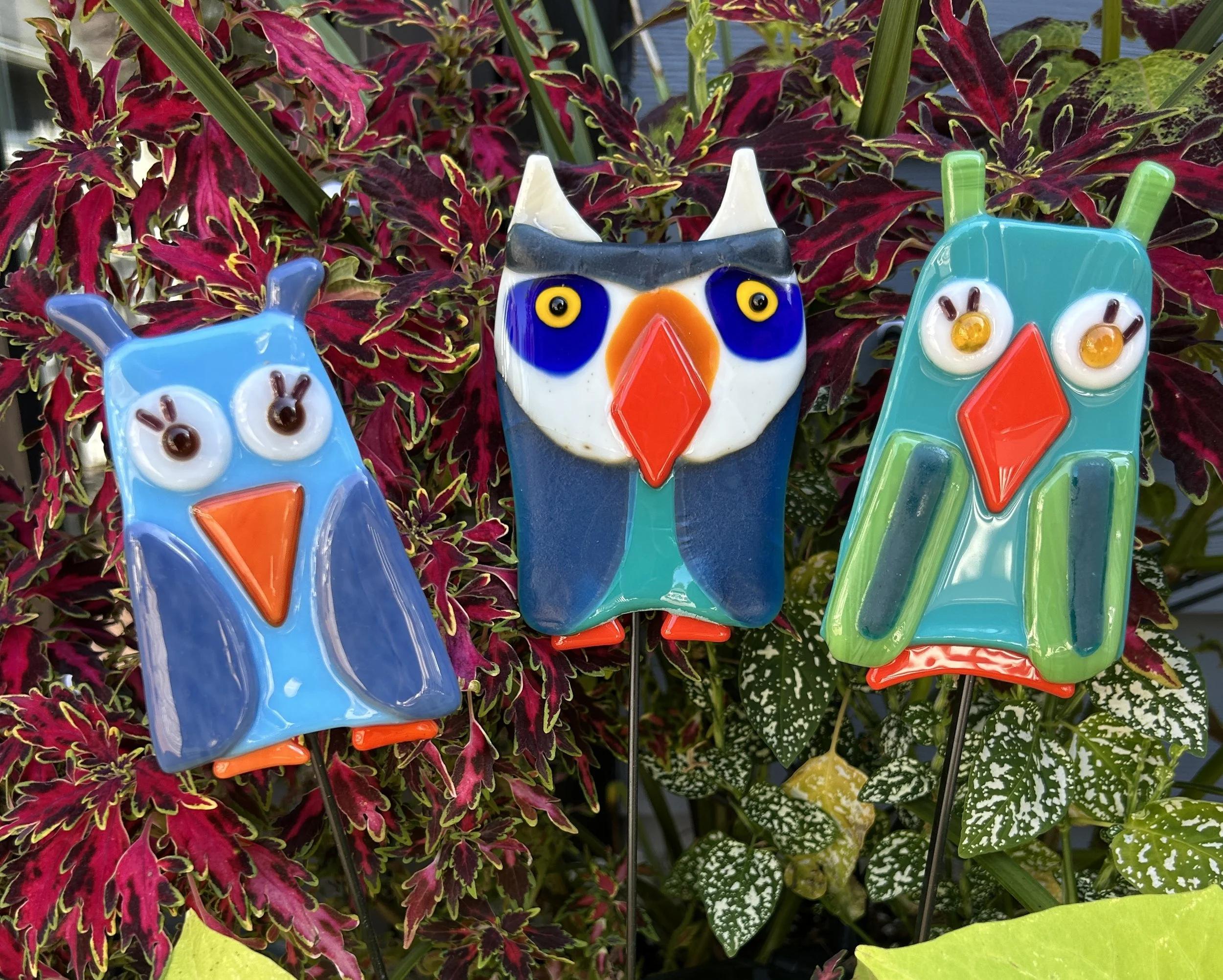 Give a Hoot Fused Glass Owl Garden Stake