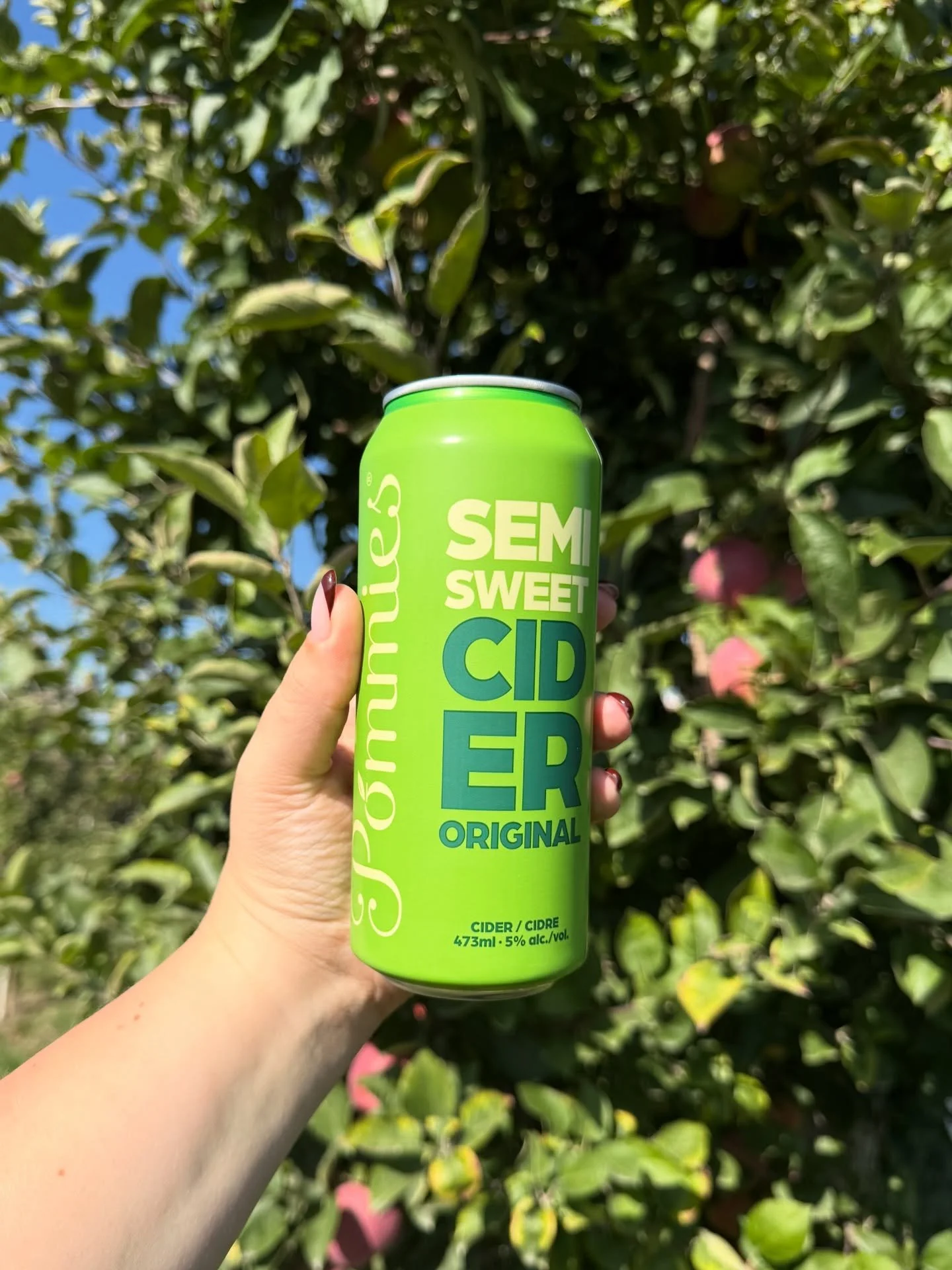 It's apple season, baby! 🍎

Grab yourself a crisp Pommies Semi Sweet Cider today at your local LCBO!