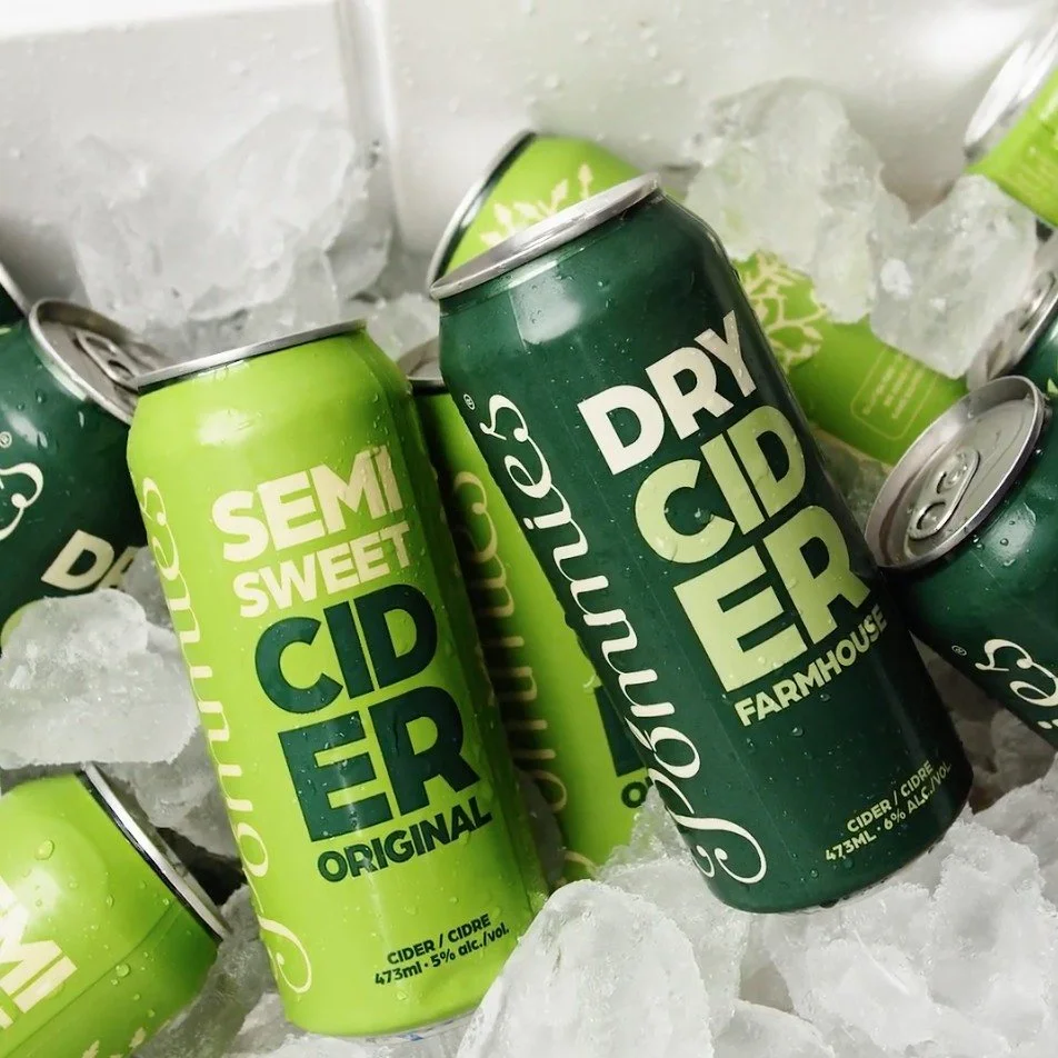 Which one are you choosing?!

🍎 Pommies Original Semi Sweet Cider | 5%
Classic, crisp, and clean. This light-bodied, easy-drinking Ontario style cider will pair with just about anything!

🍏 Pommies Farmhouse Dry Cider | 6%
Sophisticated, traditiona