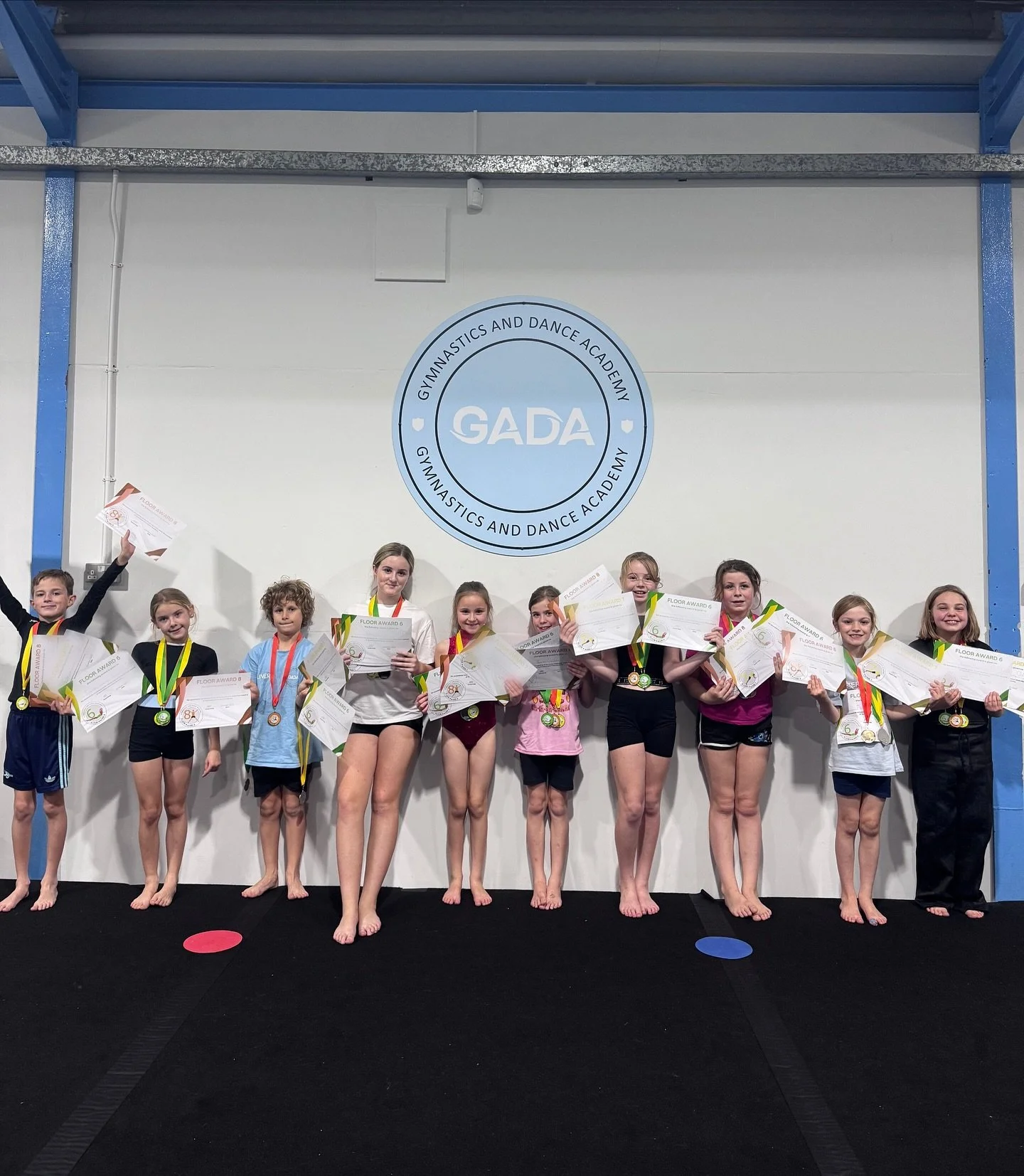 ✨ Well done to all our incredible gymnasts who have successfully been awarded their floor scheme awards! 🏅🤸&zwj;♀️

Here&rsquo;s some of you with your medals and certificates?! 😍👏
You should all be so proud of your hard work &mdash; we sure are! 