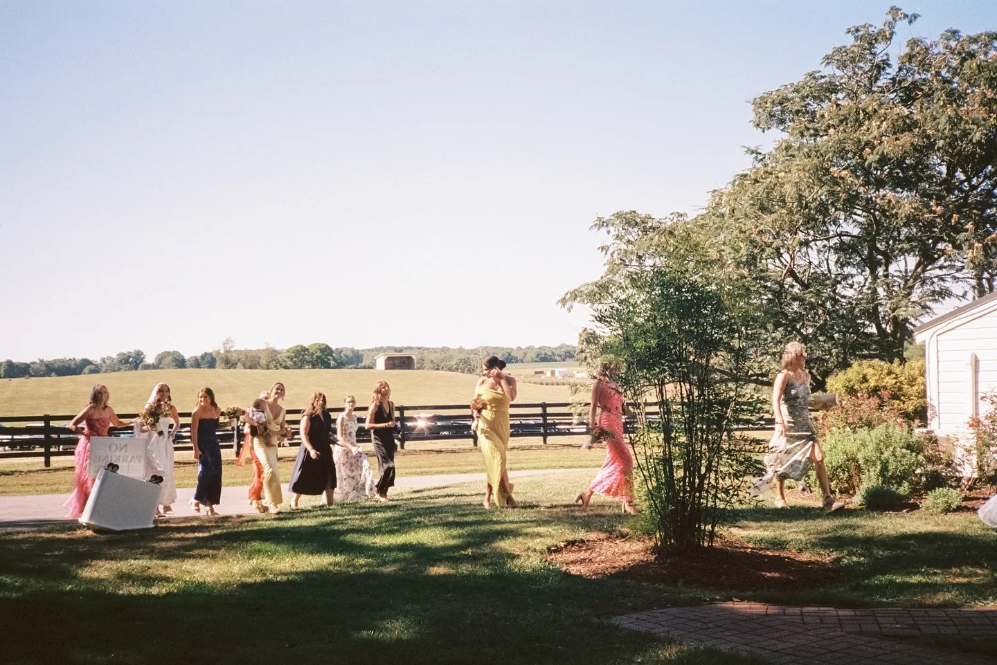 Moments just before the ceremony on 35mm

#weddingphotographer #weddingfilm #marylandphotographer #bride #documentaryphotographer #hybridweddingphotographer