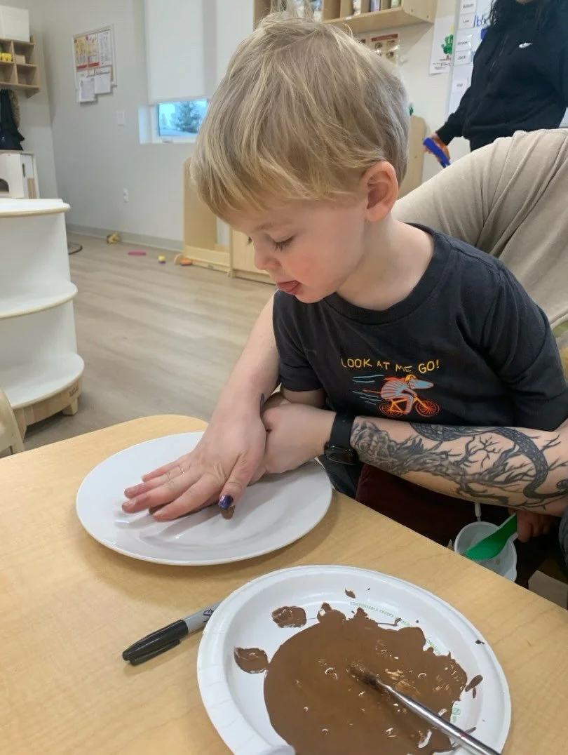 Crafts. Fine motor. Snuggles. 🤎💤