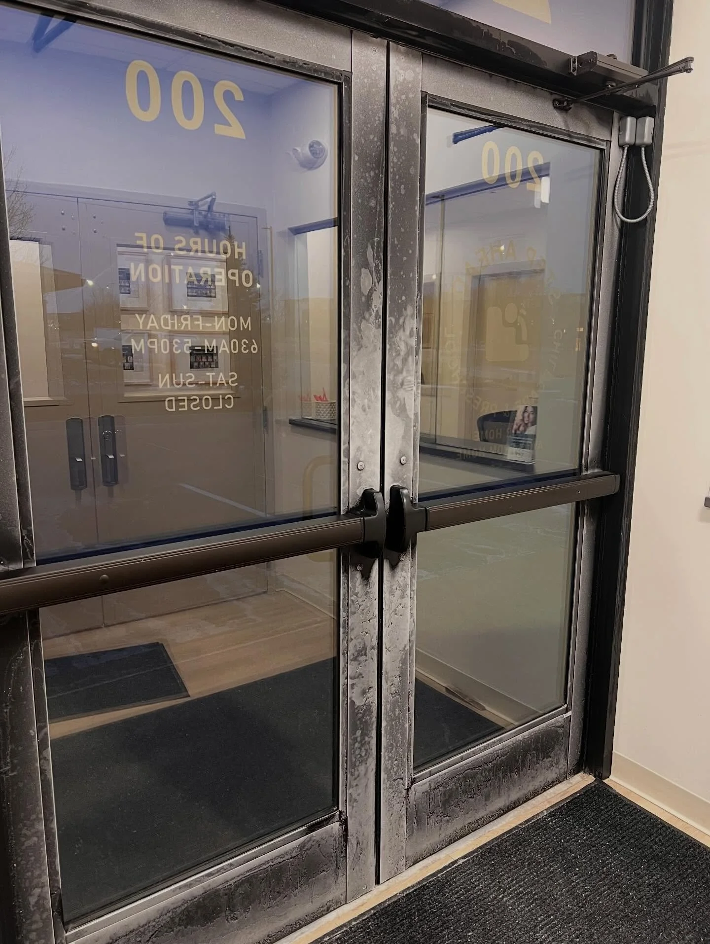 🥶🥶🥶🥶🥶🥶
&bull;
In you were wondering how cold it is outside. 😅