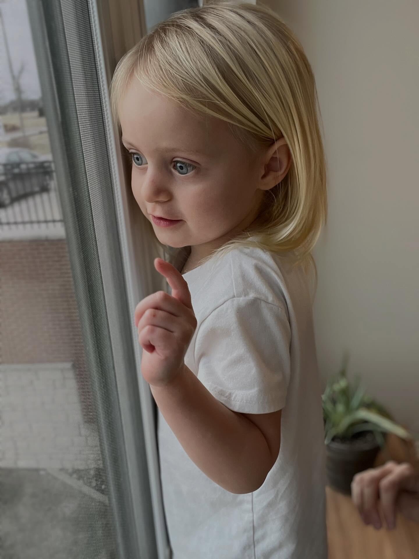 When you take a good nap, you earn congratulatory hugs. 👼🏼