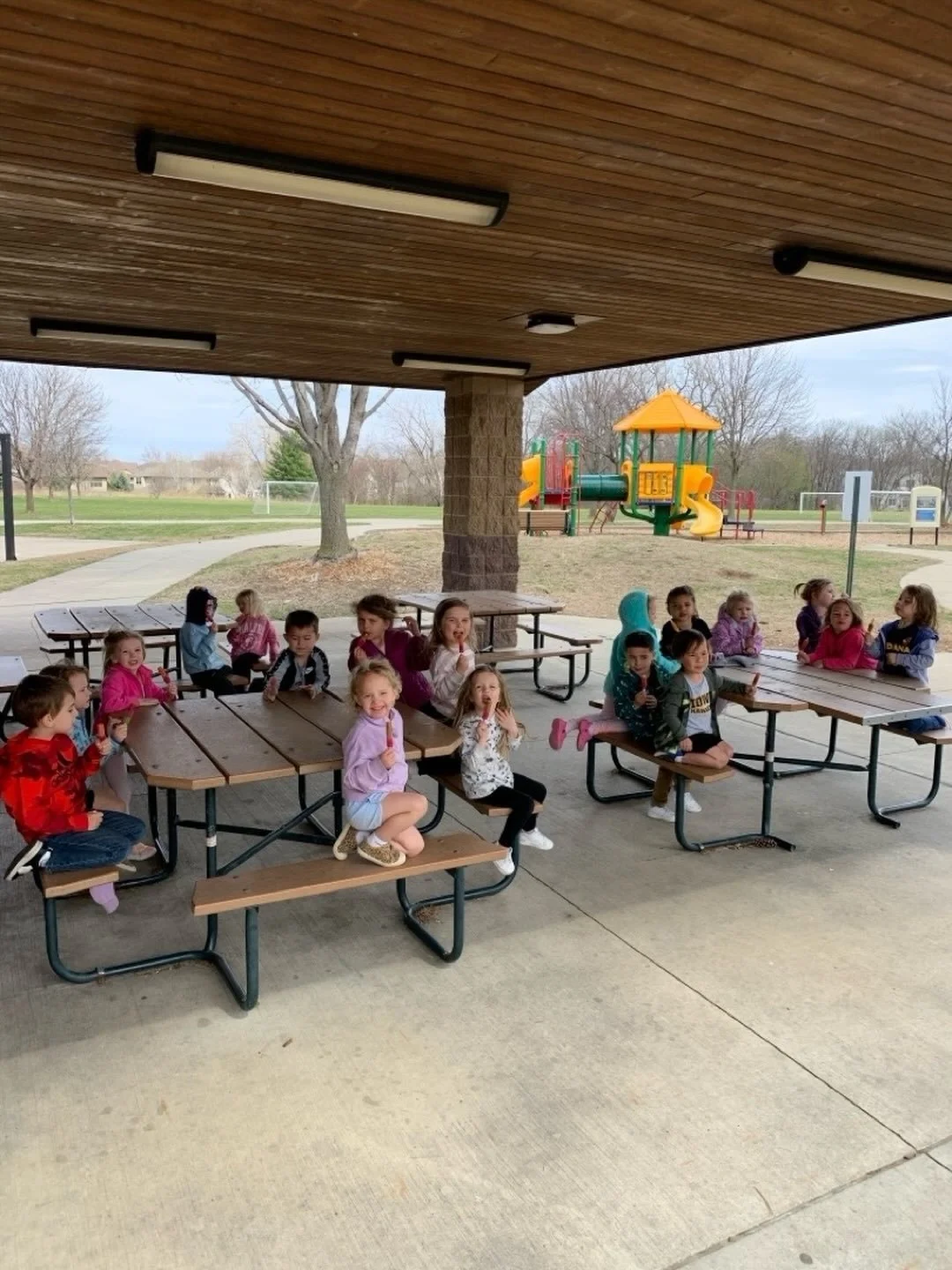 March in Iowa. One day it&rsquo;s 91. The next it&rsquo;s 45. ☀️🧺