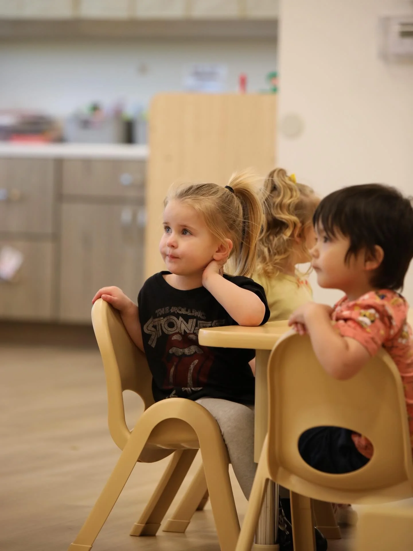 Story time before lunch! 📚