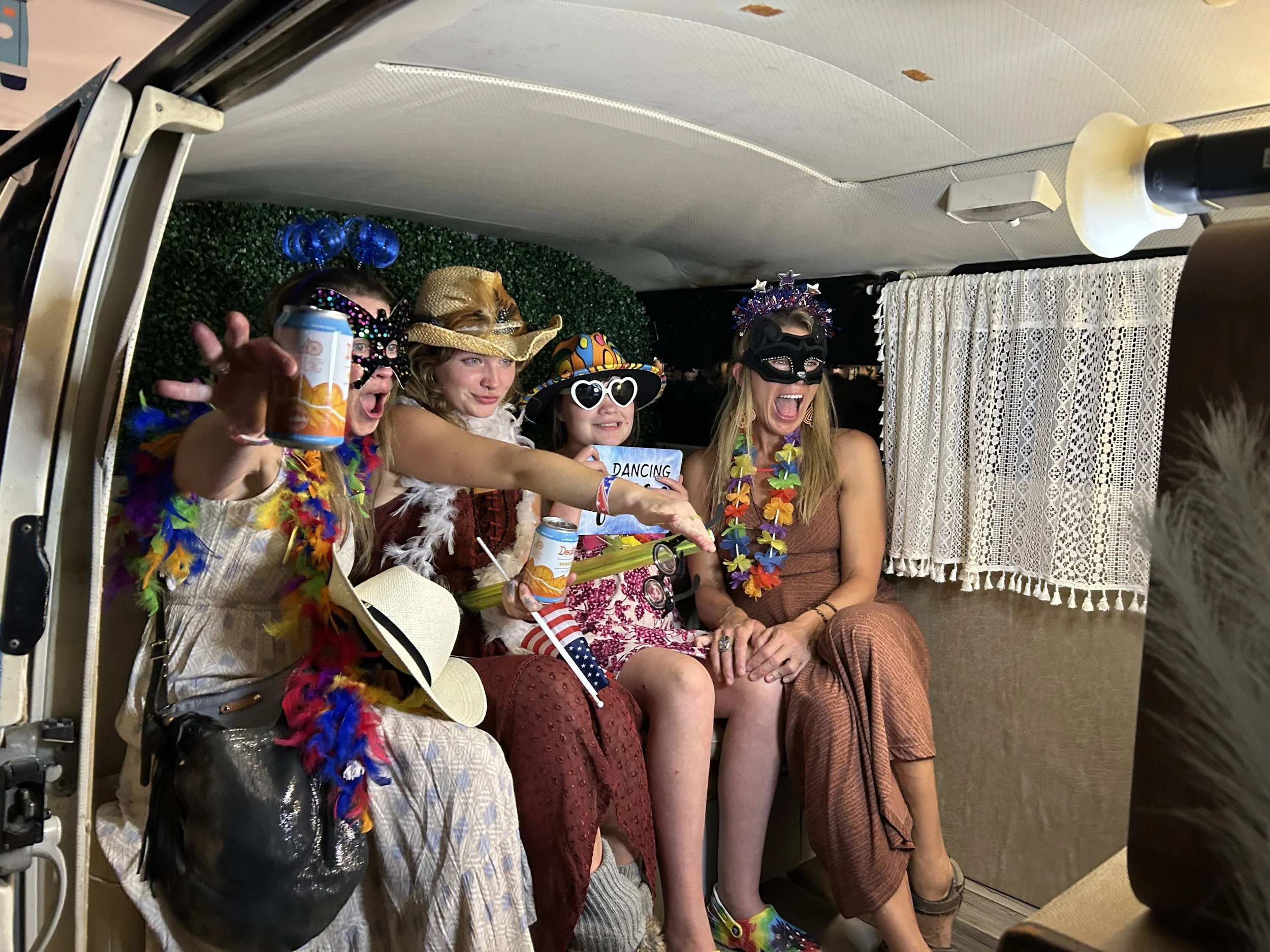 photo booth attendees