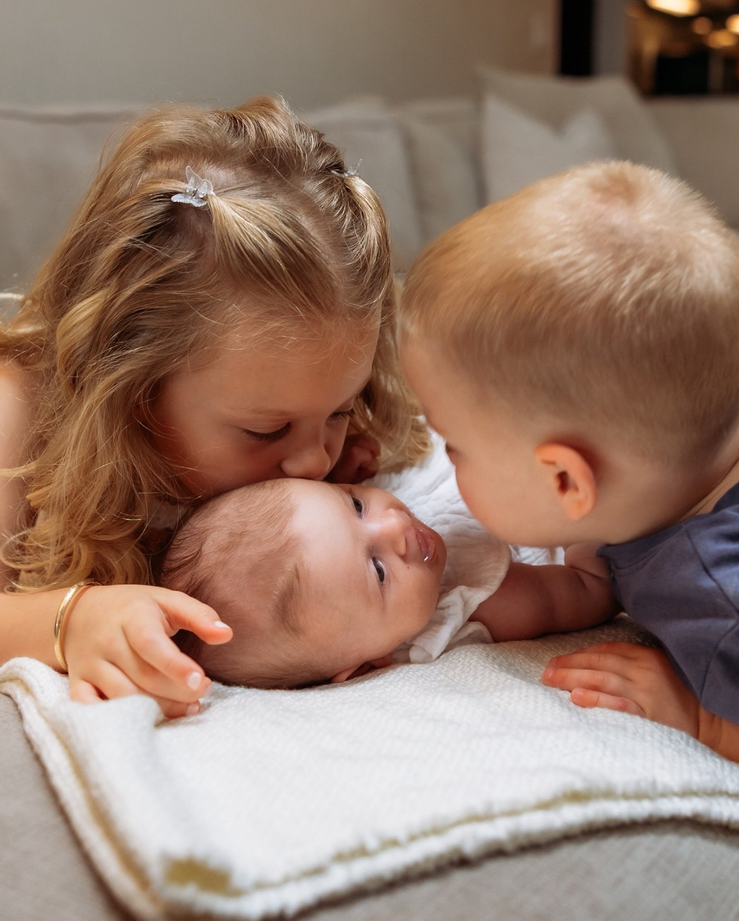 Big laughs, little feet, and one brand new baby sister to steal the show. We danced, we played tag around the kitchen table, and we made room for one more snuggle bug. Miss Daisy, you&rsquo;re the cherry on top of this sweet and wonderful family!