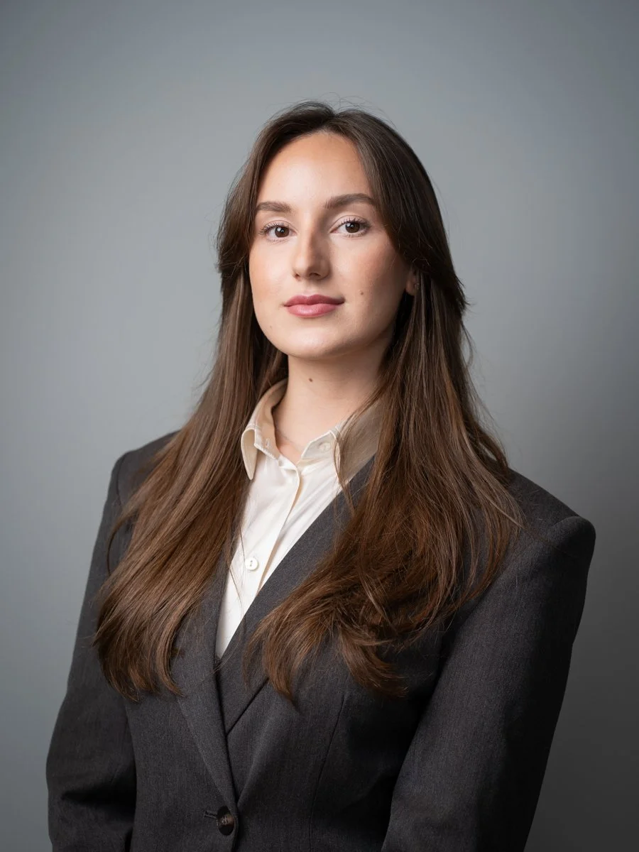 Individual headshot session London, female consultant, natural relaxed expression