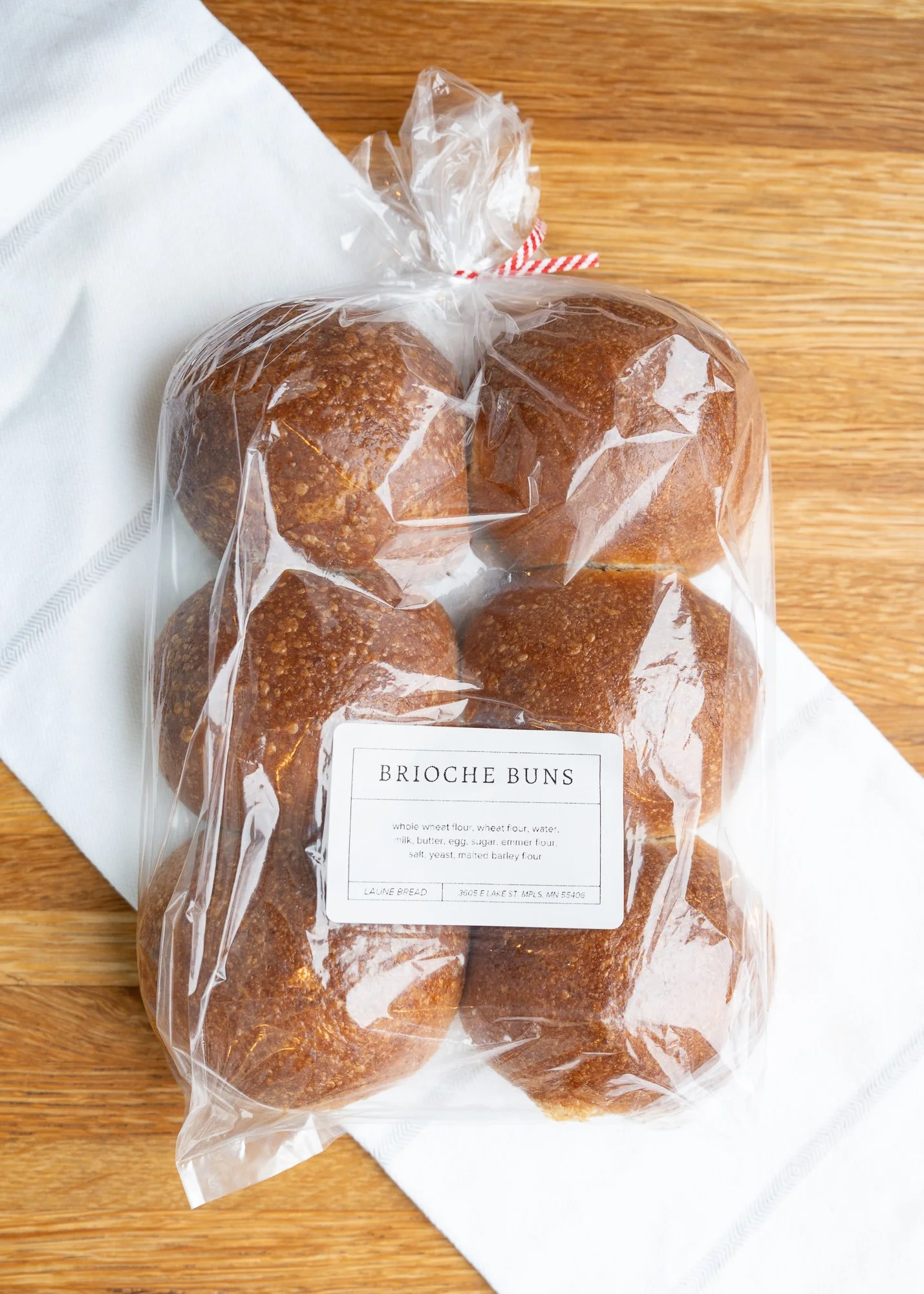 70g brioche bun 6pack packaged 1.jpg