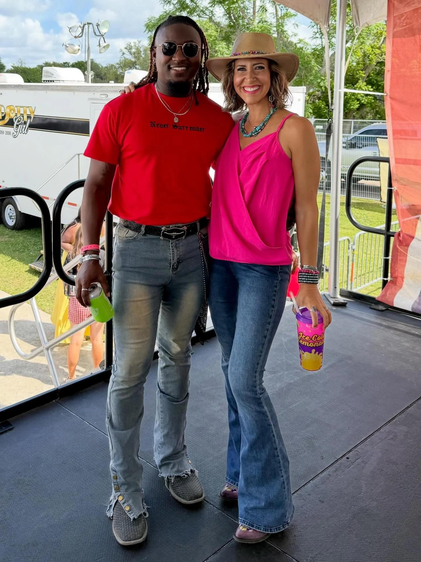 Honored to stand alongside such an incredible panel of judges for the Zydeco dance contest at Boudin Fest! 💃🏽🔥 Celebrating culture, rhythm, and some seriously amazing talent&mdash;what a day! 🙌🎶👏

#scottboudinfestival #zydeco #dancecontest #fle