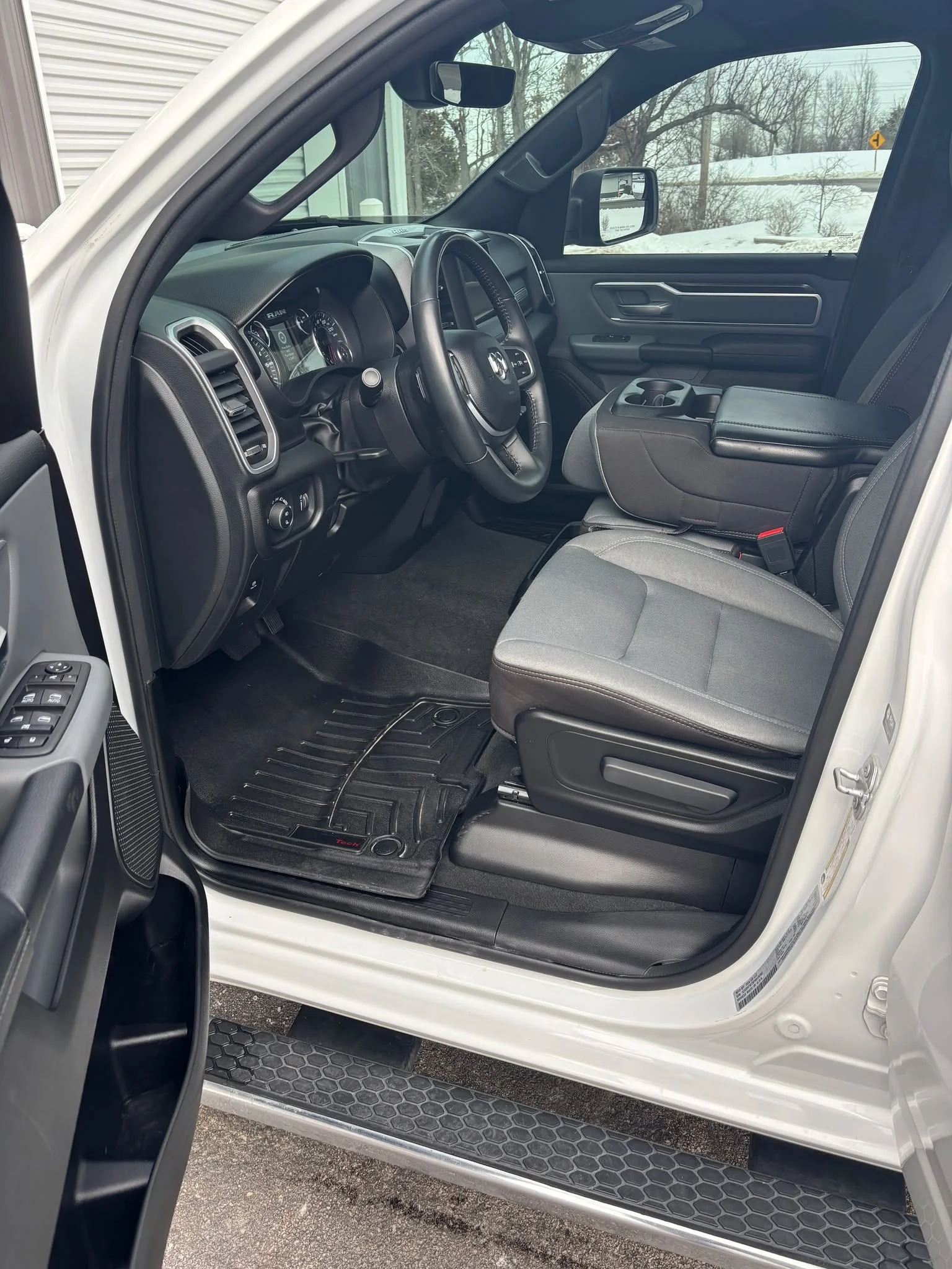 Transform your Truck's Interior.  Work truck, weekend hauler, or everyday driver you deserve to stop driving in a mess.

We deep clean:

✅ Seats
✅ Carpets &amp; mats 
✅ Dash, console &amp; vents 
✅ Door panels
✅ Glass

Visit us at archcitydetail.com/