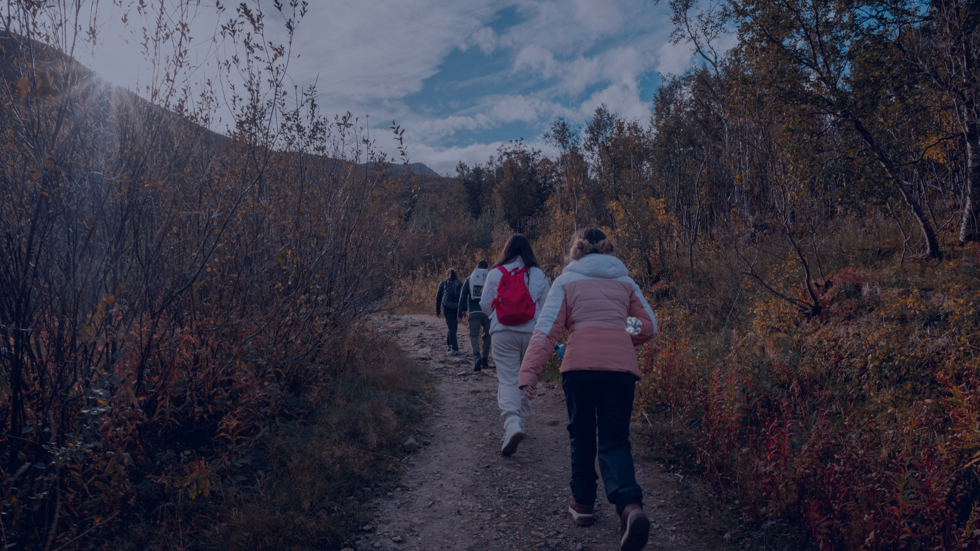 Friluftsliv 101: Unlock x XP Coaching Hike