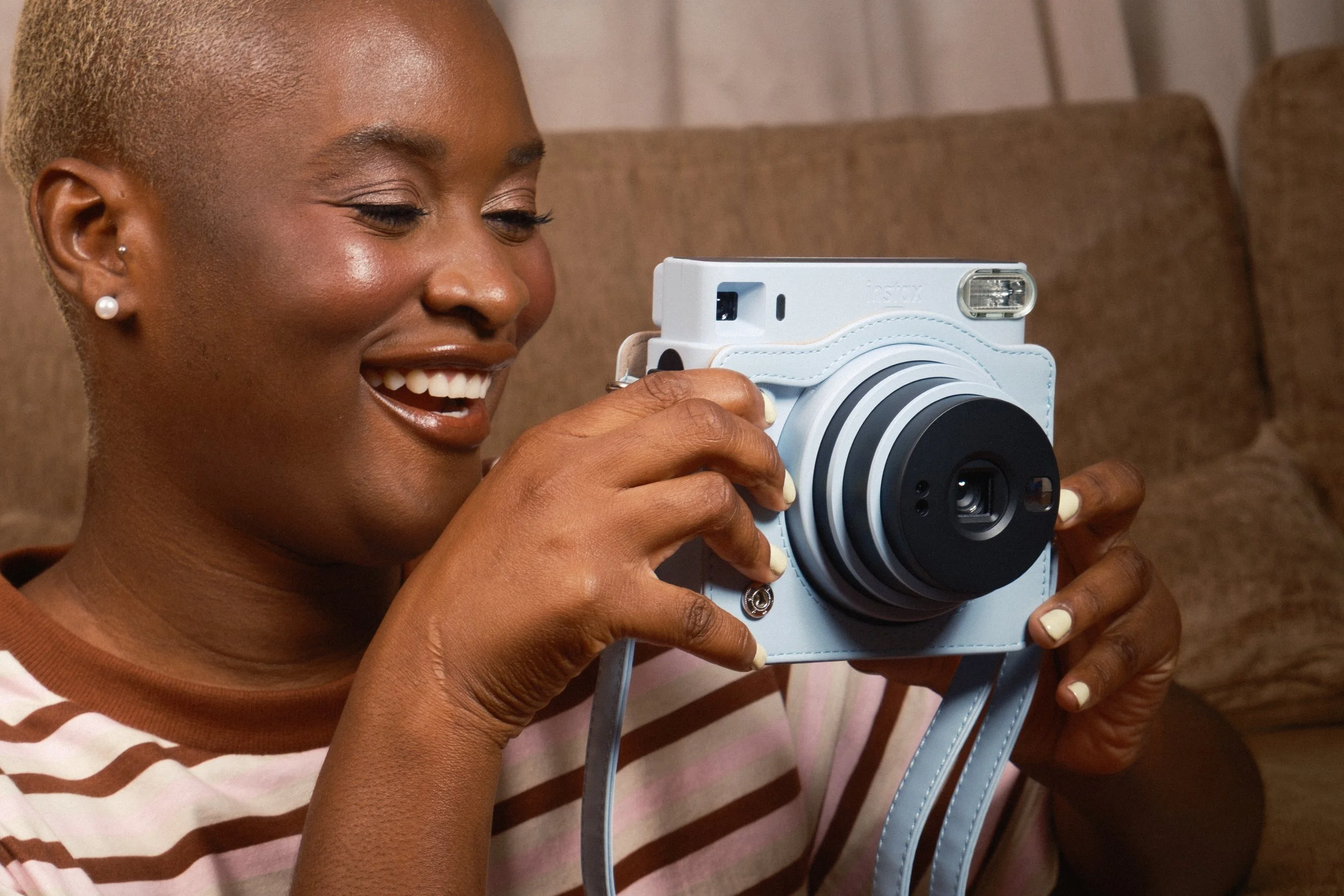 INSTAX_F-32.jpg