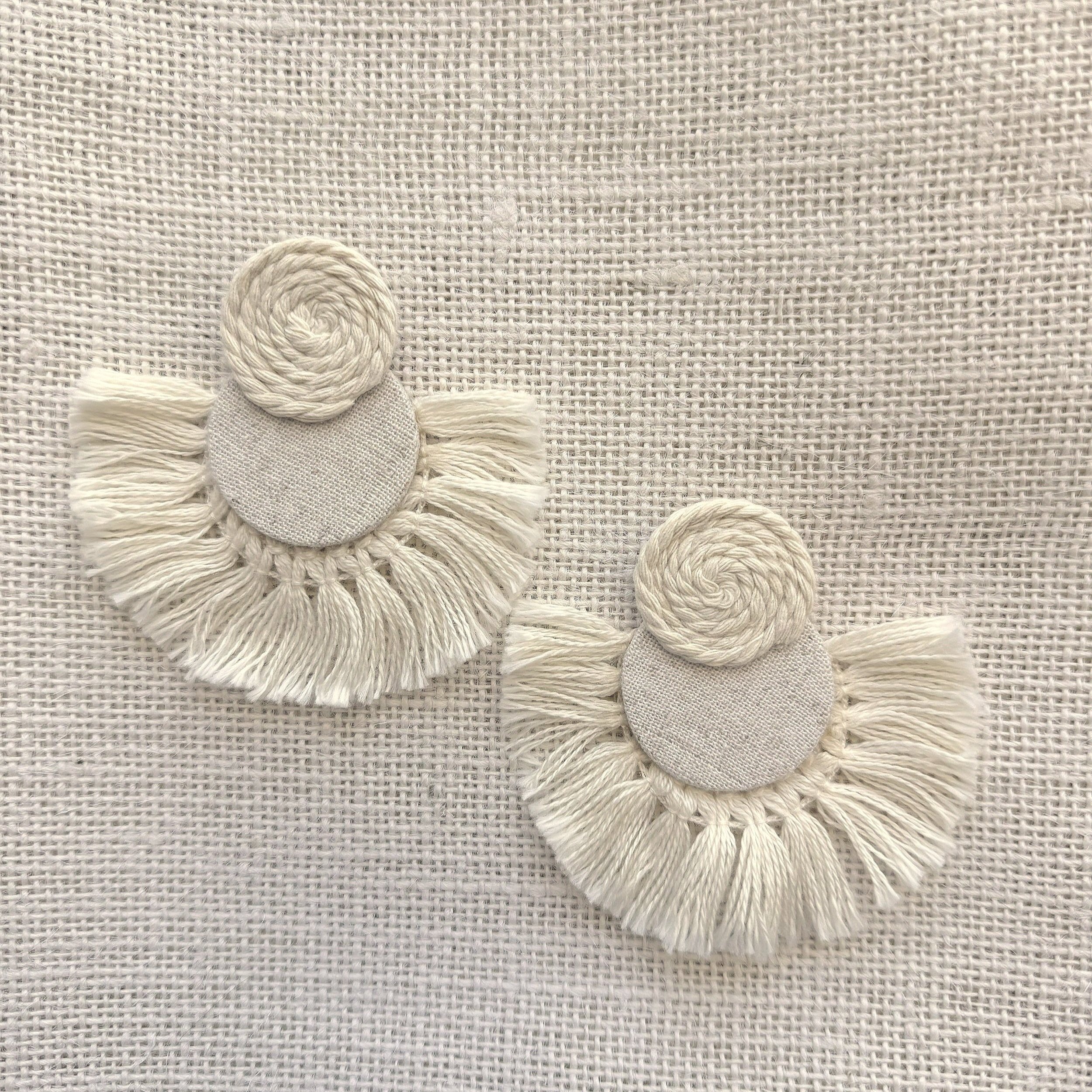 Chorda Off- White Earring