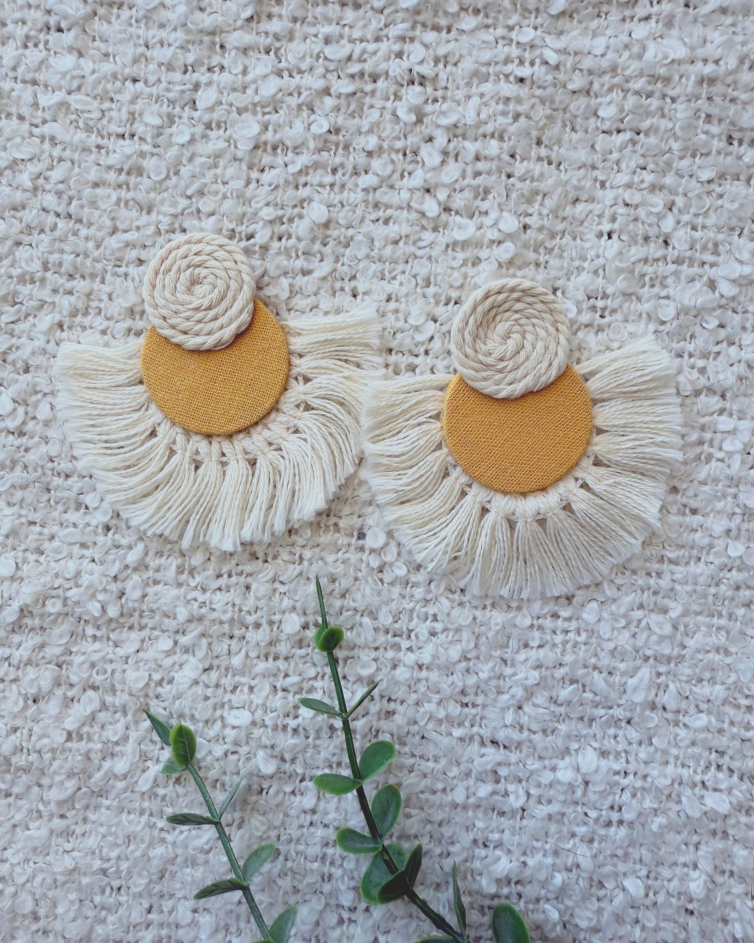 Chorda Mustard Earring