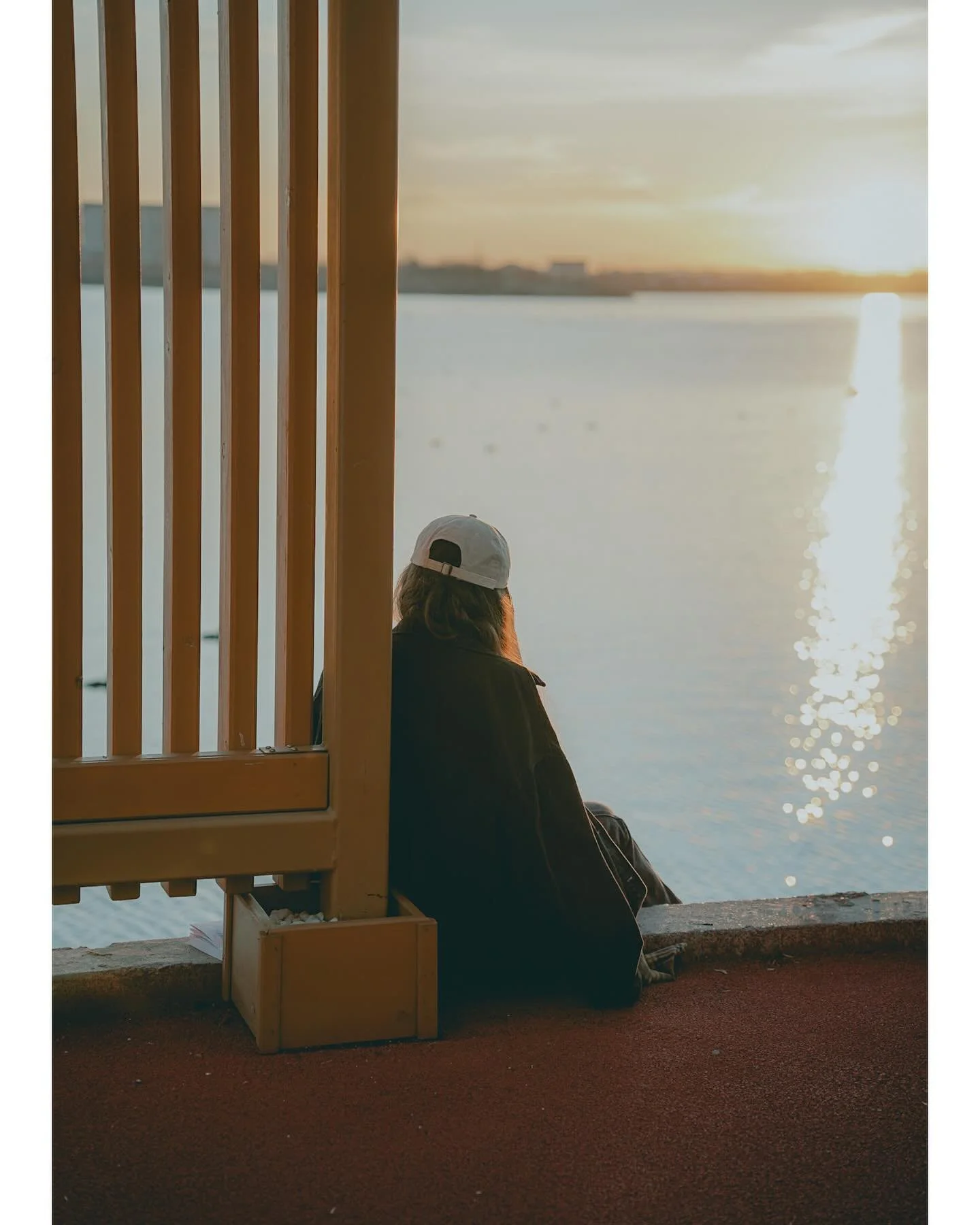 A sunset in #bucharest 🌅

#sunset #sunsets #sunsets_captures #sunsetoftheworld #sunsetlover #sunsetlovers #sky #skyline #golden #goldenhourphotography #goldenhour #sunsetchaser #lake #bucharestmyhome #bucurești #bucuresticity #bucharestcityfeelings 