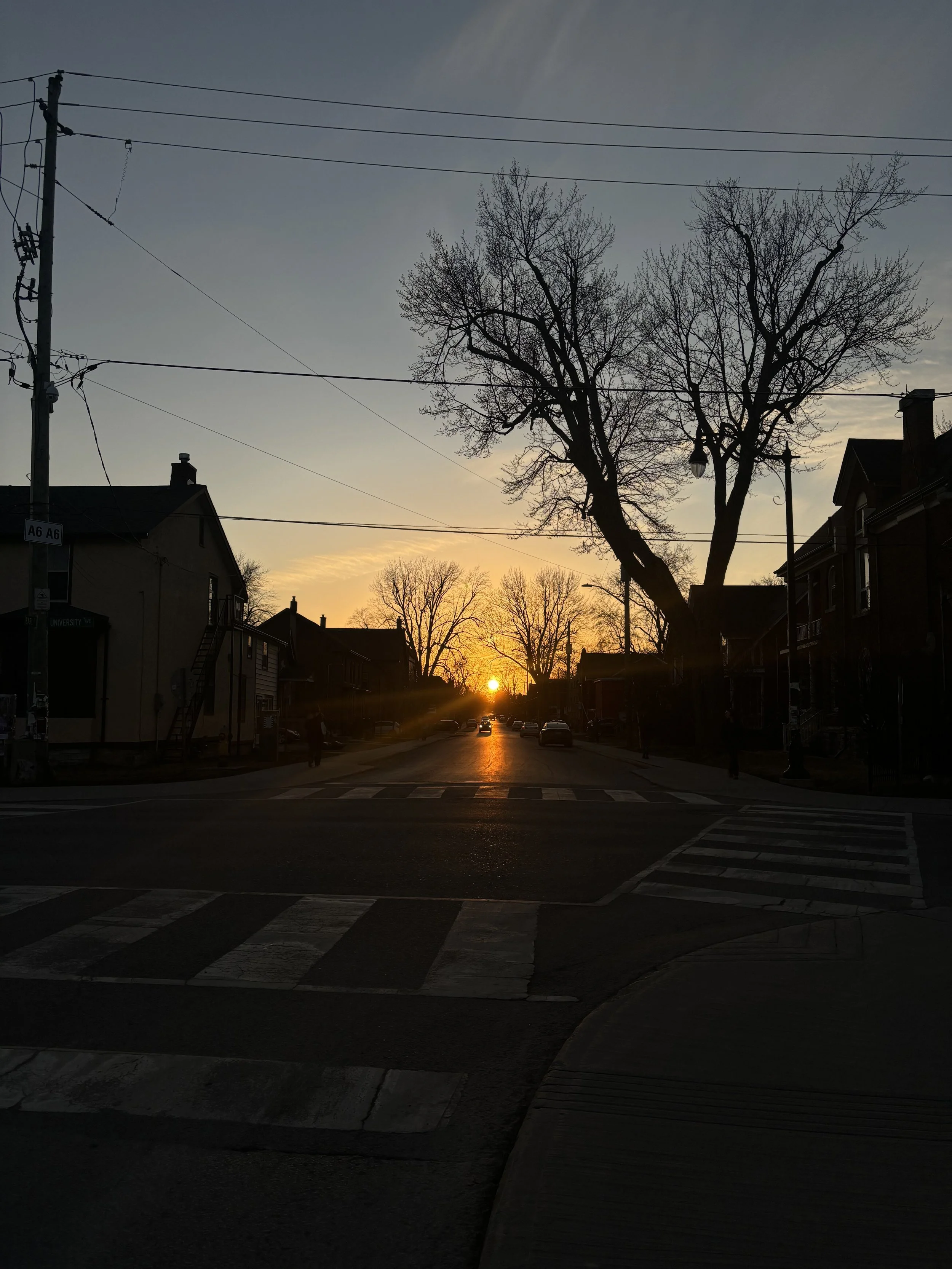 settingsunonstreet.jpg