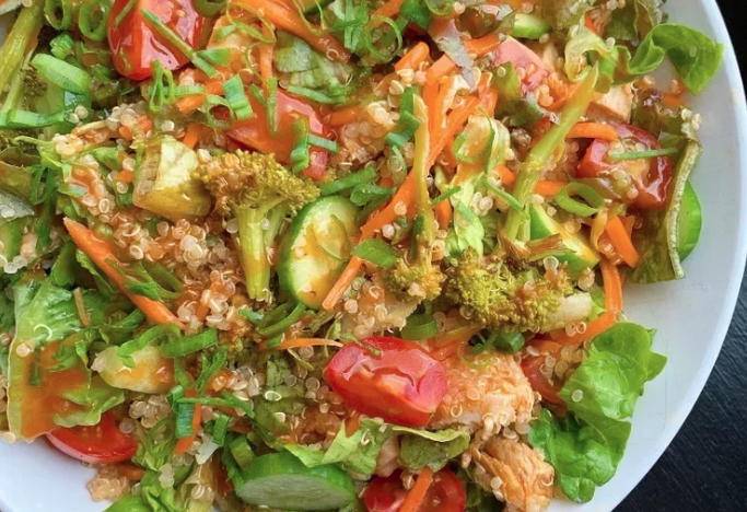 Buffalo Chicken Salad Bowl</span>