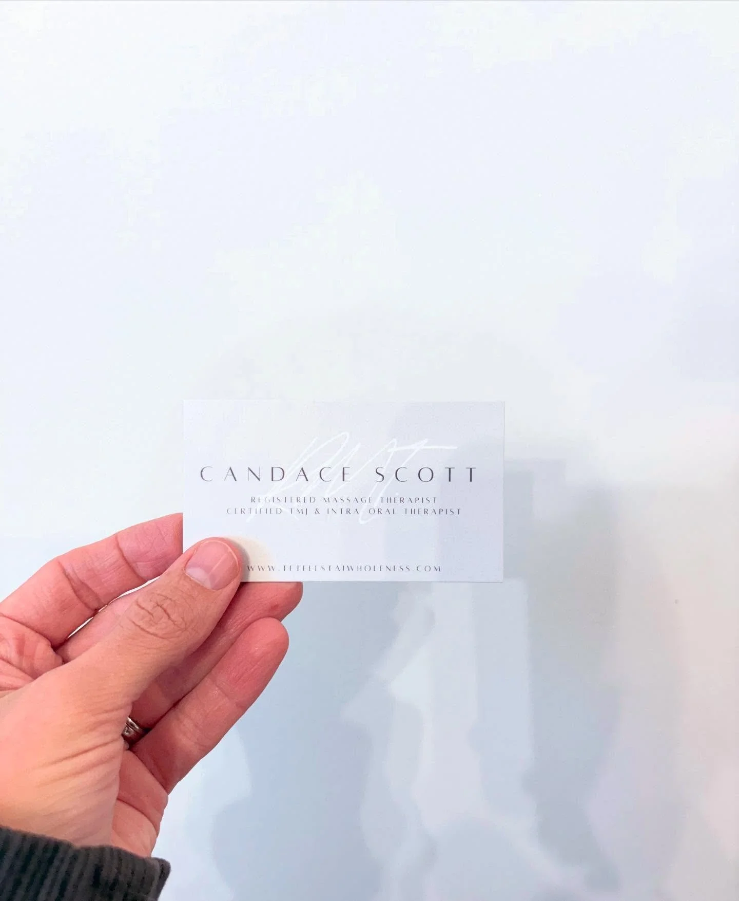 ✨ Fresh Cards, Fresh Connections ✨
Excited to share my new business cards for @tetelestaiwholeness! 🌿💛

I&rsquo;m also thrilled to announce a new specialty in my practice: certified intraoral TMJ therapy&mdash;bringing even more targeted care for j