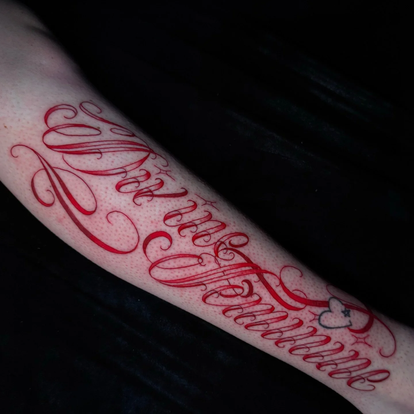 Red ink magic by Shanti (@shantiexperimenta )❤️✨
Clean script, smooth flow, and that signature fine-line confidence.

#andromedaink #shanti #shantiexperimenta #redinktattoo #scripttattoo letteringtattoo finelinetattoo pnwtattooartist rentontattoo sea