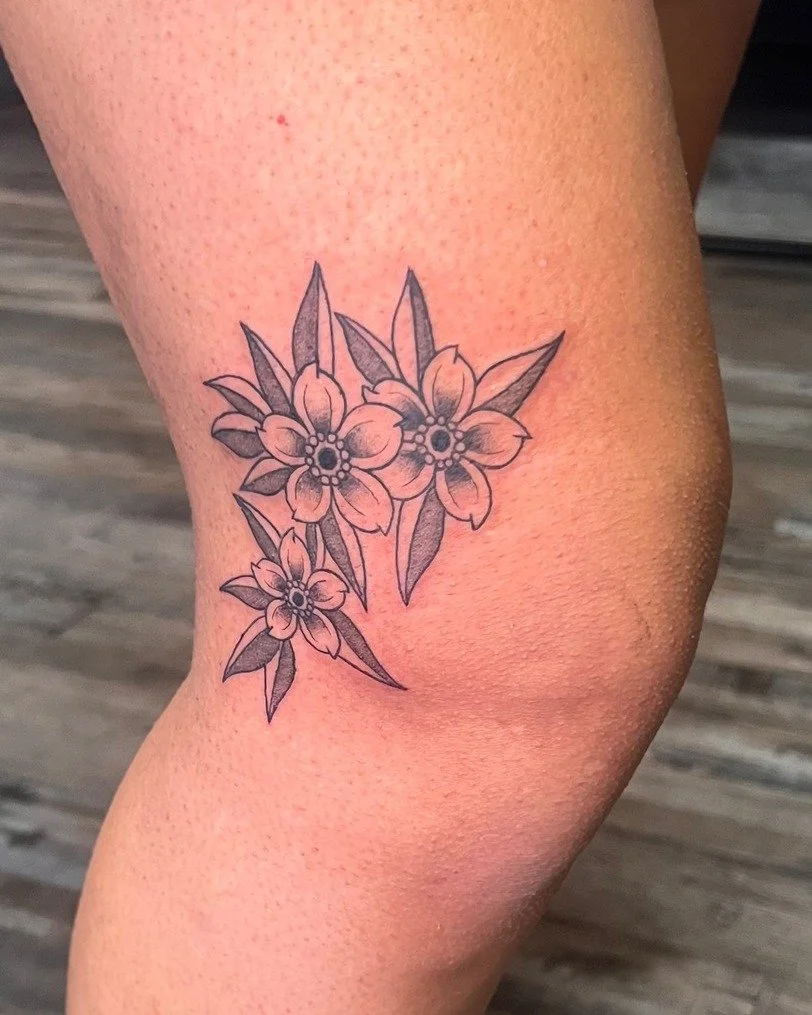 Bold, with a soft edge.

Black and grey traditional florals&mdash;crisp linework, subtle shading, designed to hold form while still flowing with the body.

Why choose between structure and softness when you can have both: grounded, balanced, and quie