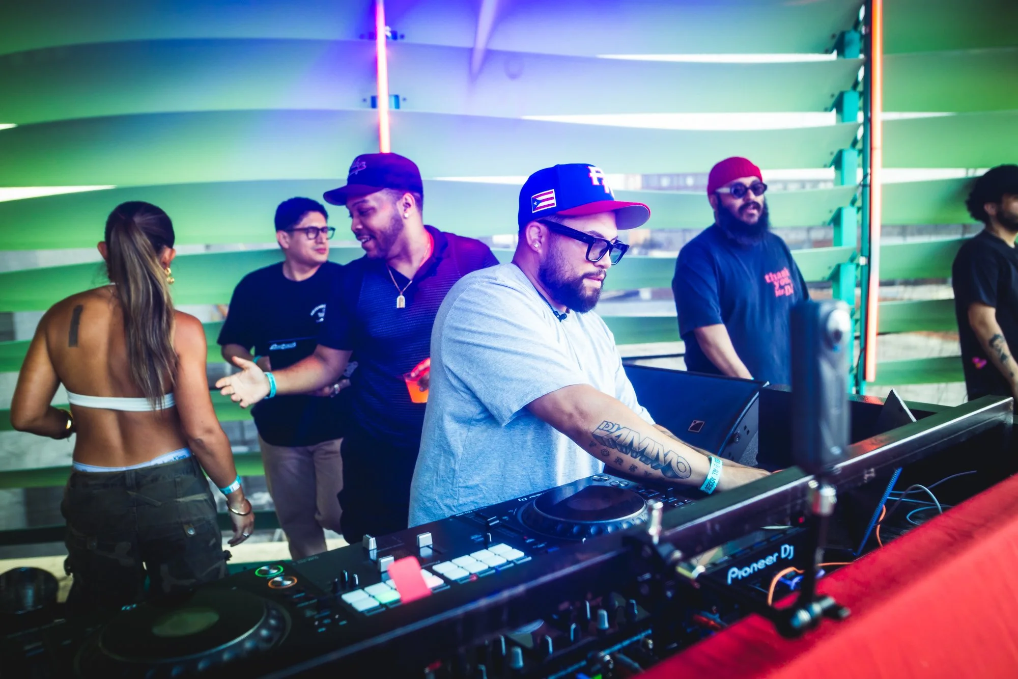 rb n ribs july 26 2026 by Luis Nieto Dickens-23.jpg