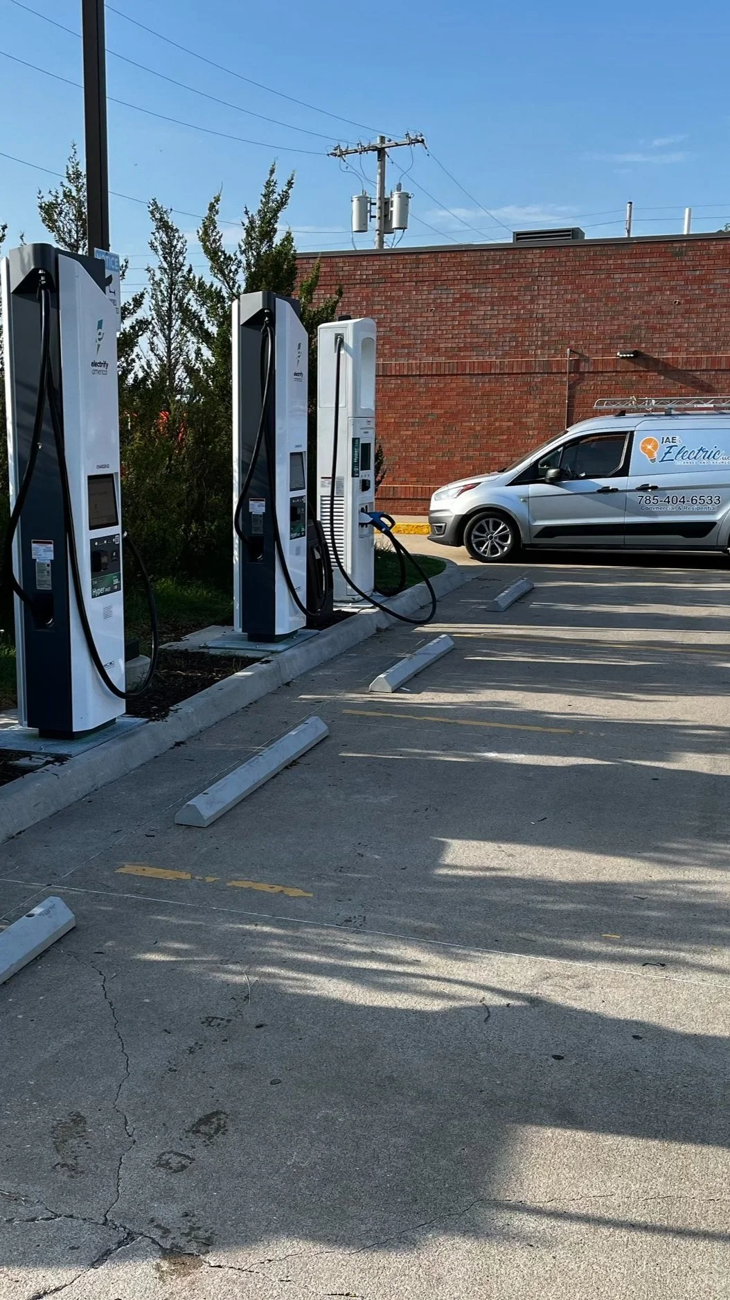 JAEs project: charging station