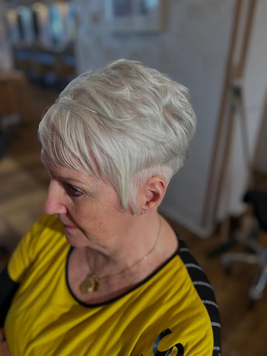 Edgy and elegant _Zaibatsu Hair Art.jpg