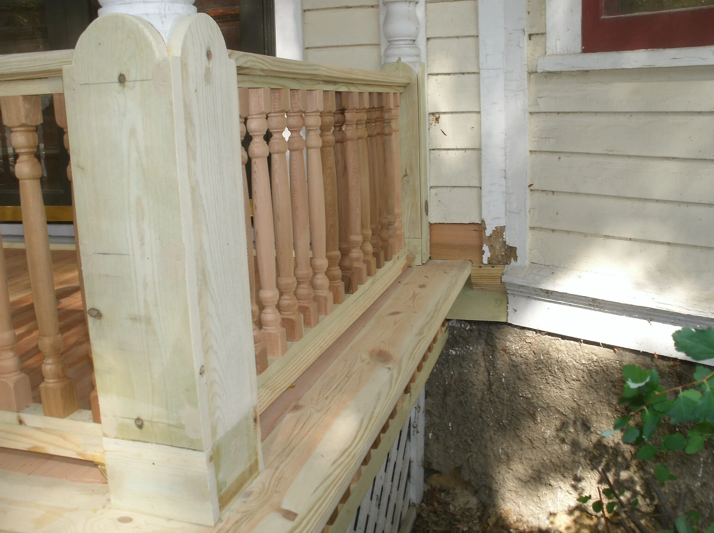 Another view of the front porch.
