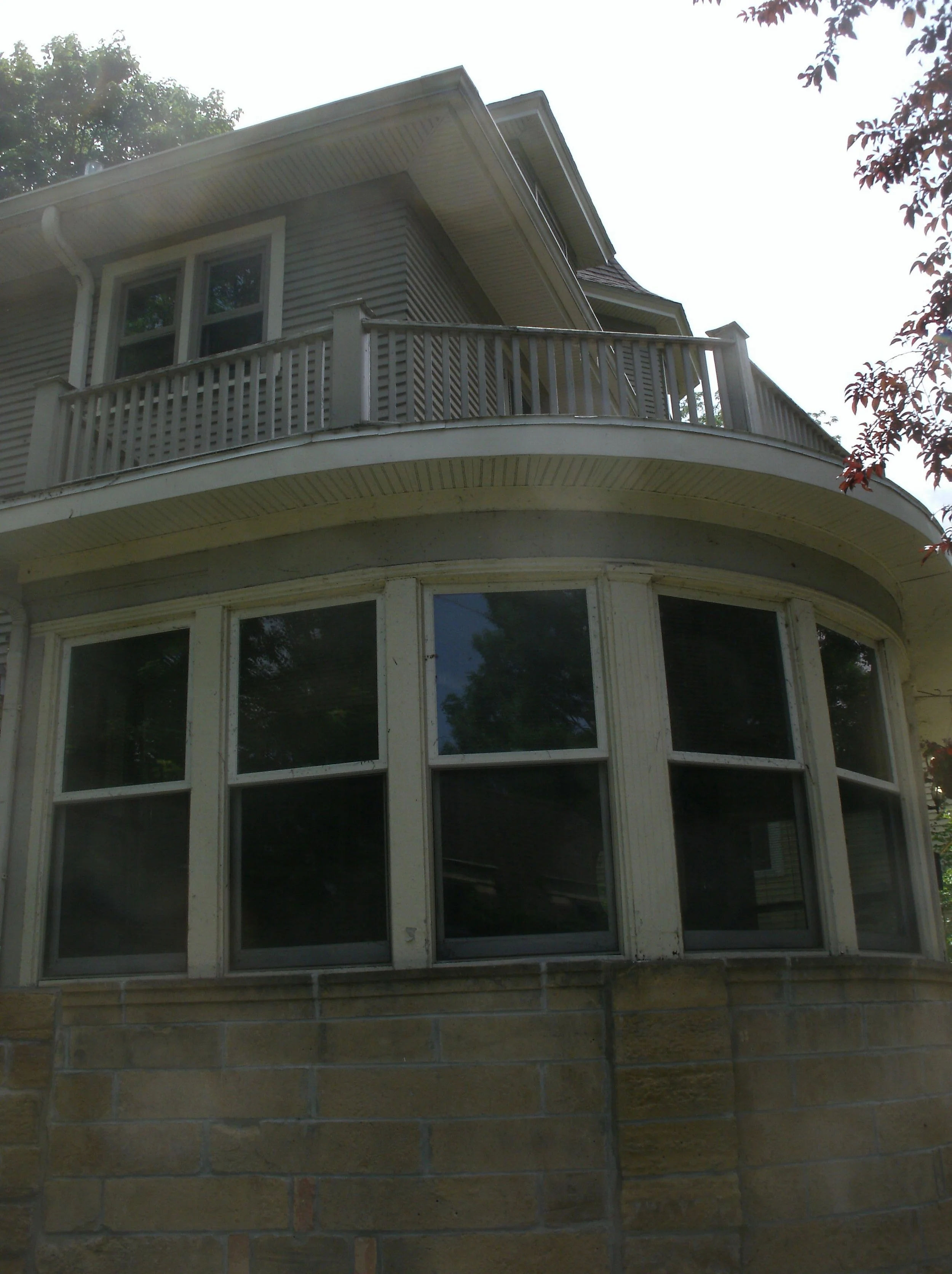 Side view of old rail