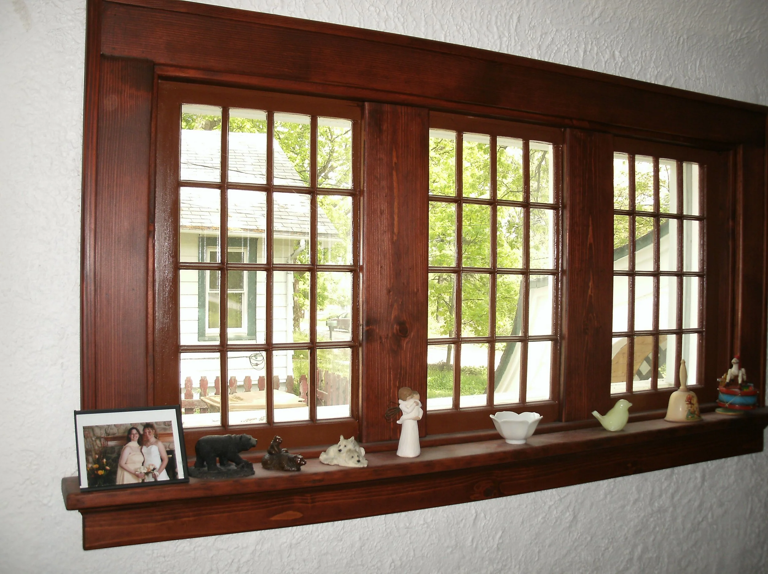 New three window trim I fabricated to match the rest of the interior trim.