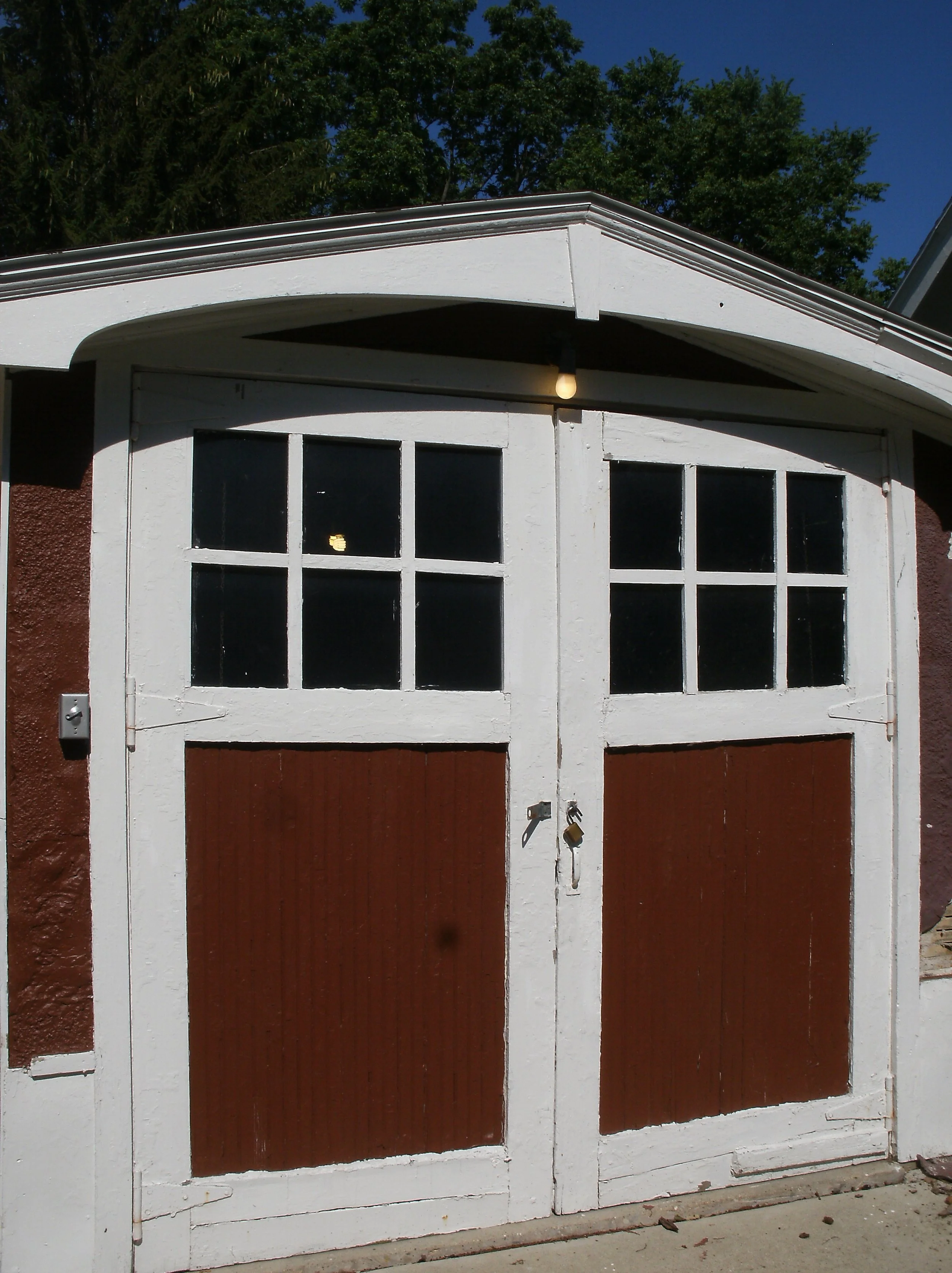 Another view of the doors