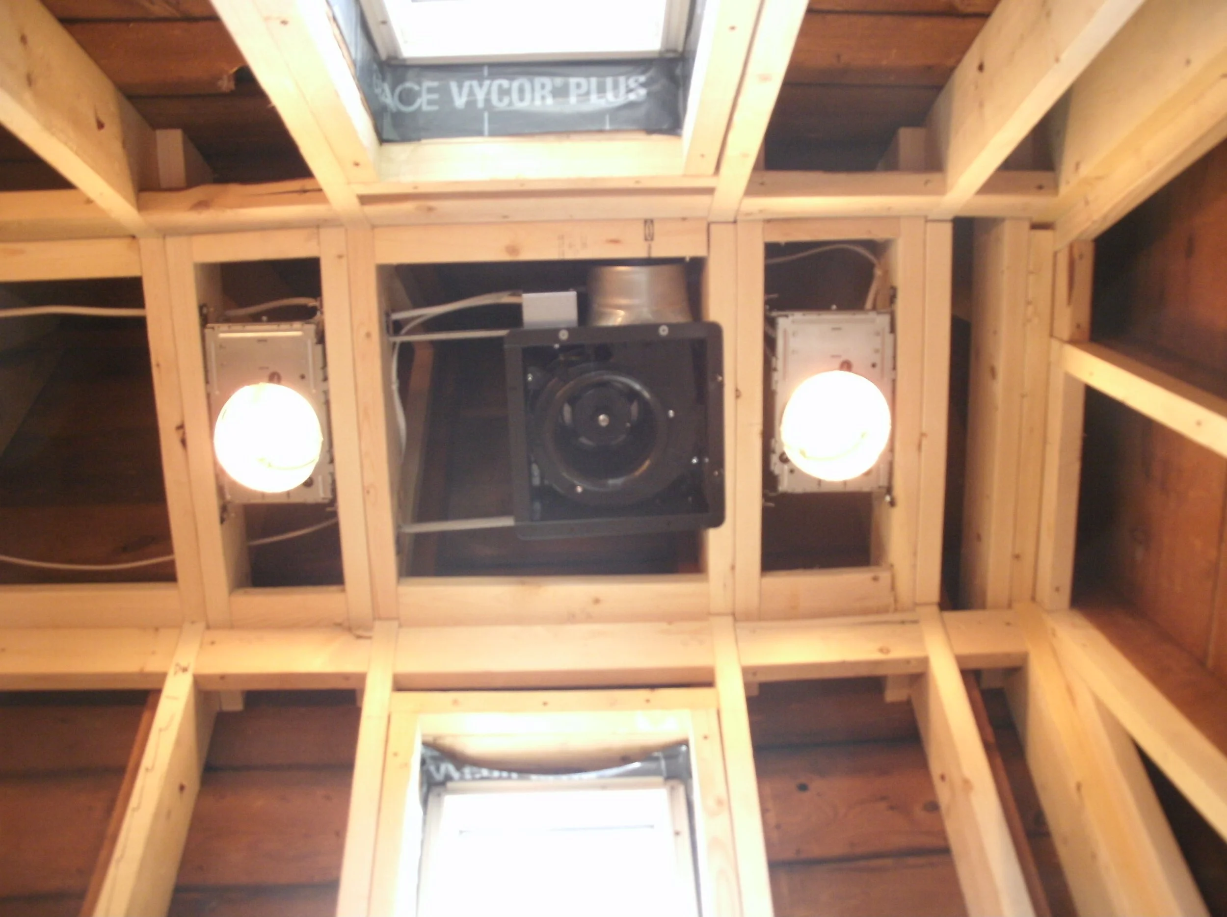 Fan and electric in. Skylights in.