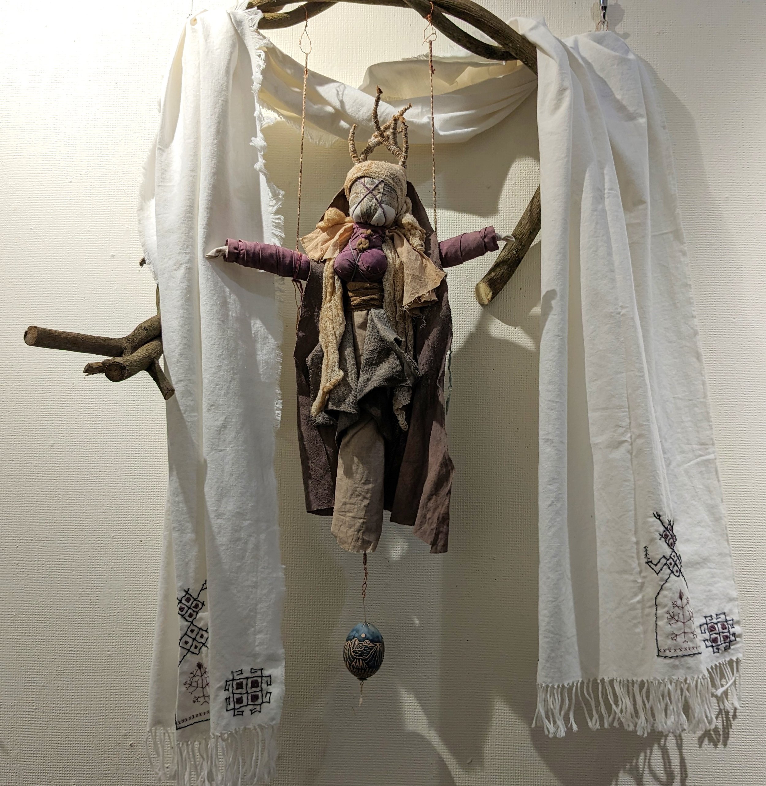 19 Maple Bay hanging.jpg