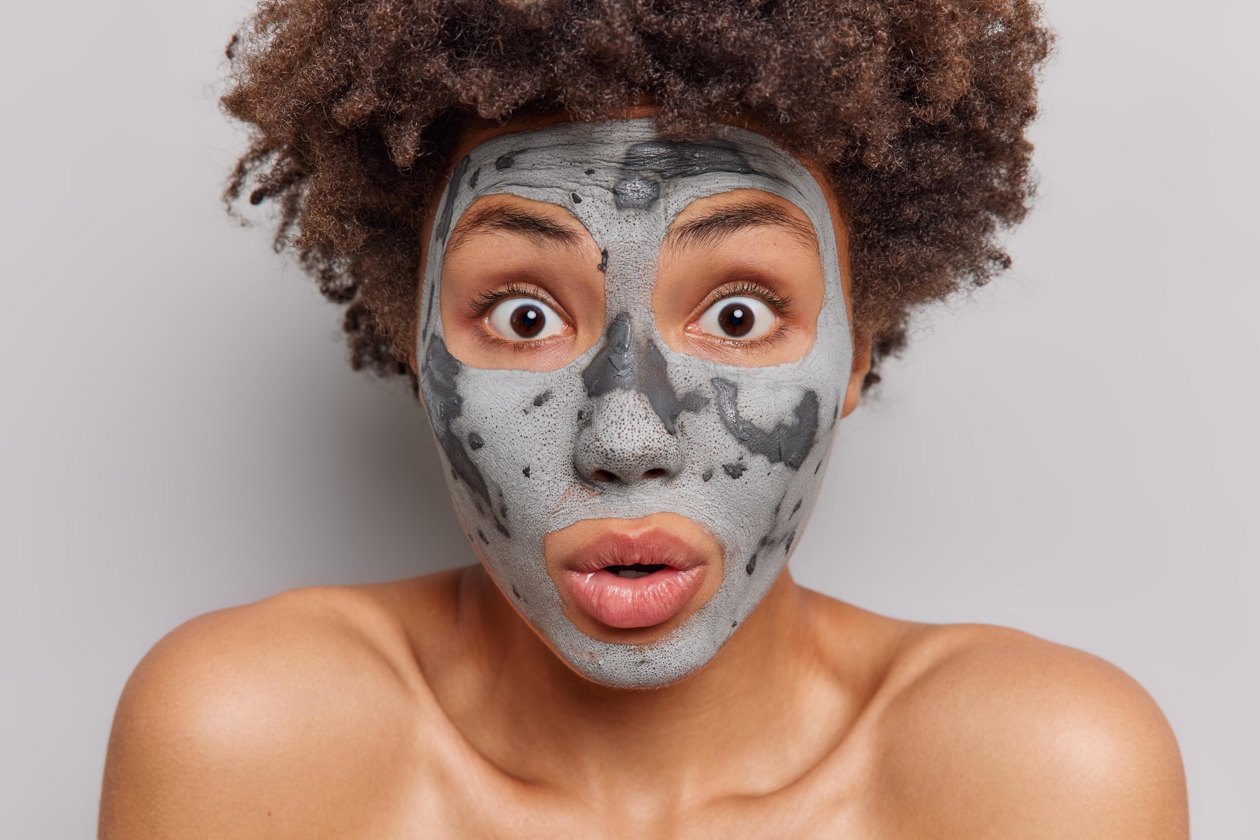 🧪 Are Clay Masks Good for Pores? What Science Really Says