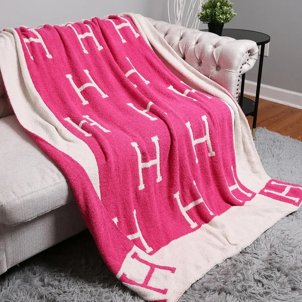 hermes blanket fuchsia.webp