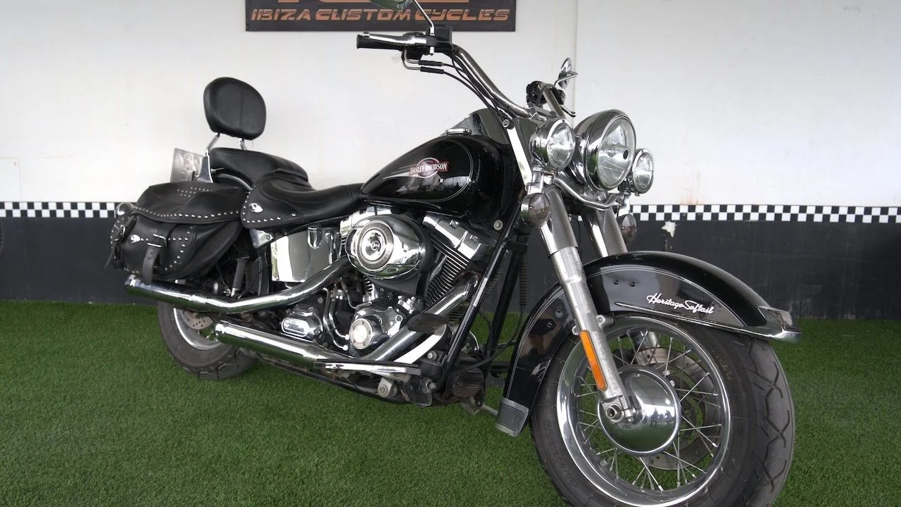 HERITAGE SOFTAIL Black Chrome Edition